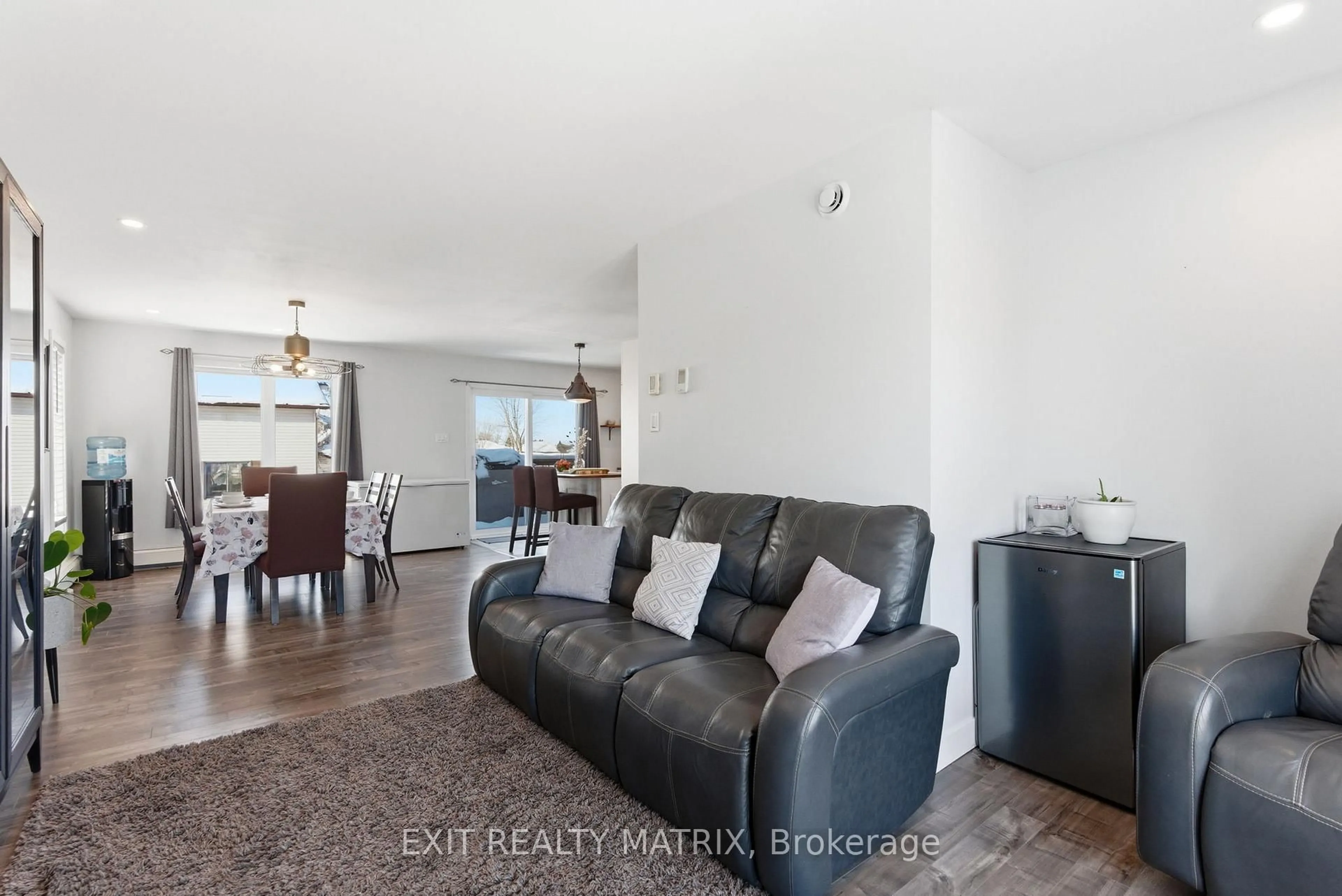 Living room with furniture, unknown for 184 Lavergne St, The Nation Ontario K0A 3C0
