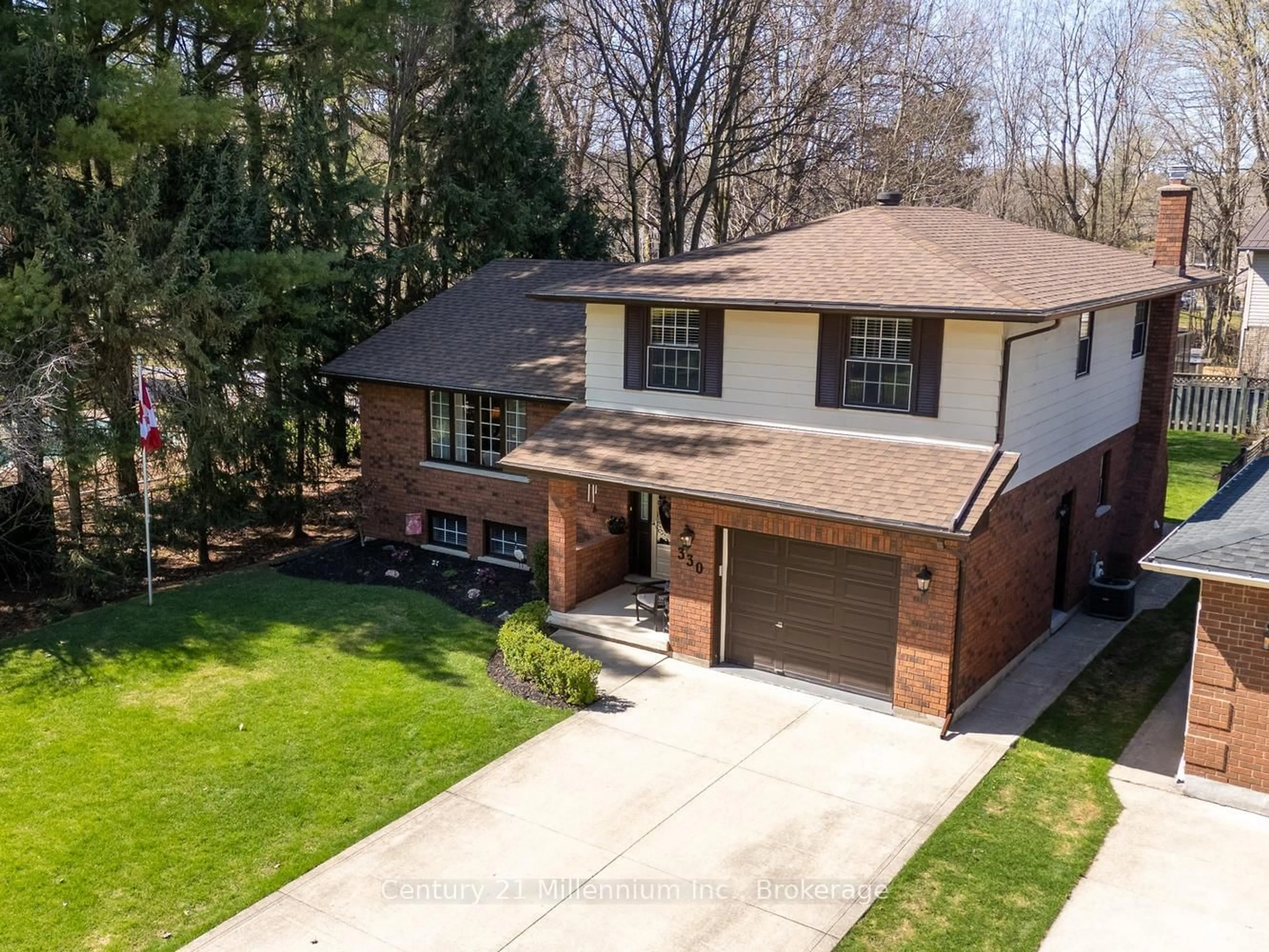 Home with brick exterior material, street for 330 1st St, Owen Sound Ontario N4K 6R4