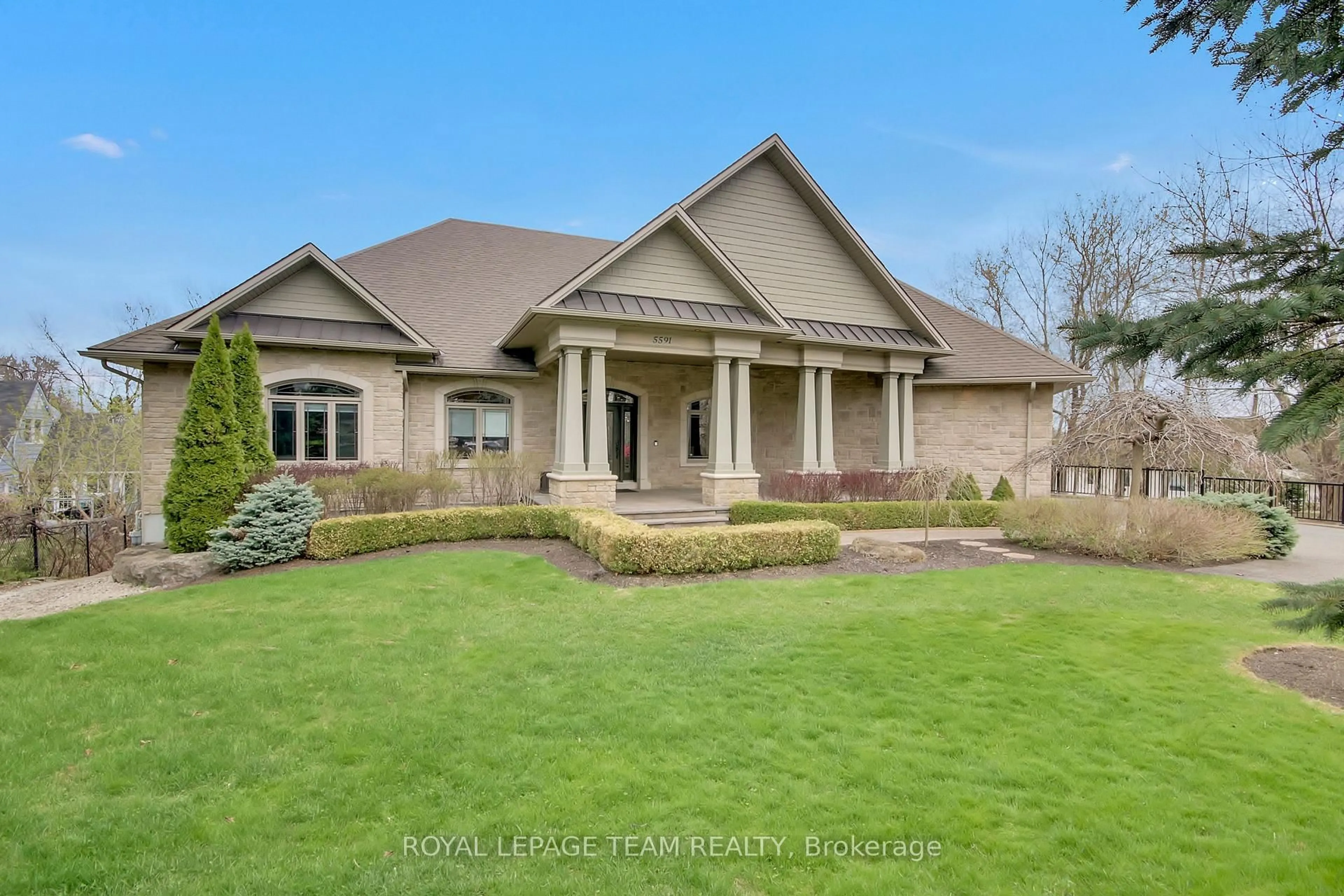Home with brick exterior material, street for 5591 Manotick Main St, Ottawa Ontario K4M 1A4