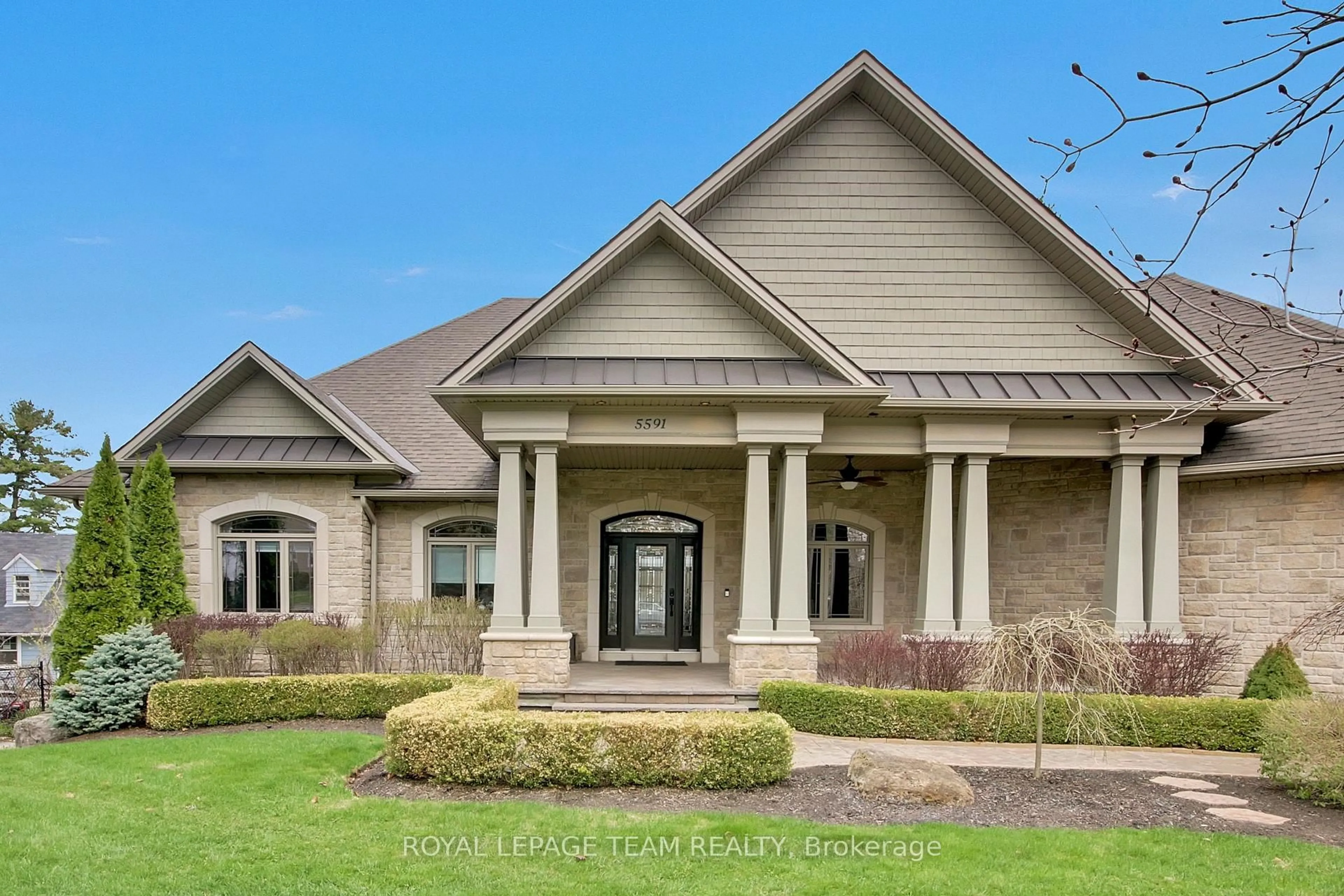 Home with brick exterior material, unknown for 5591 Manotick Main St, Ottawa Ontario K4M 1A4