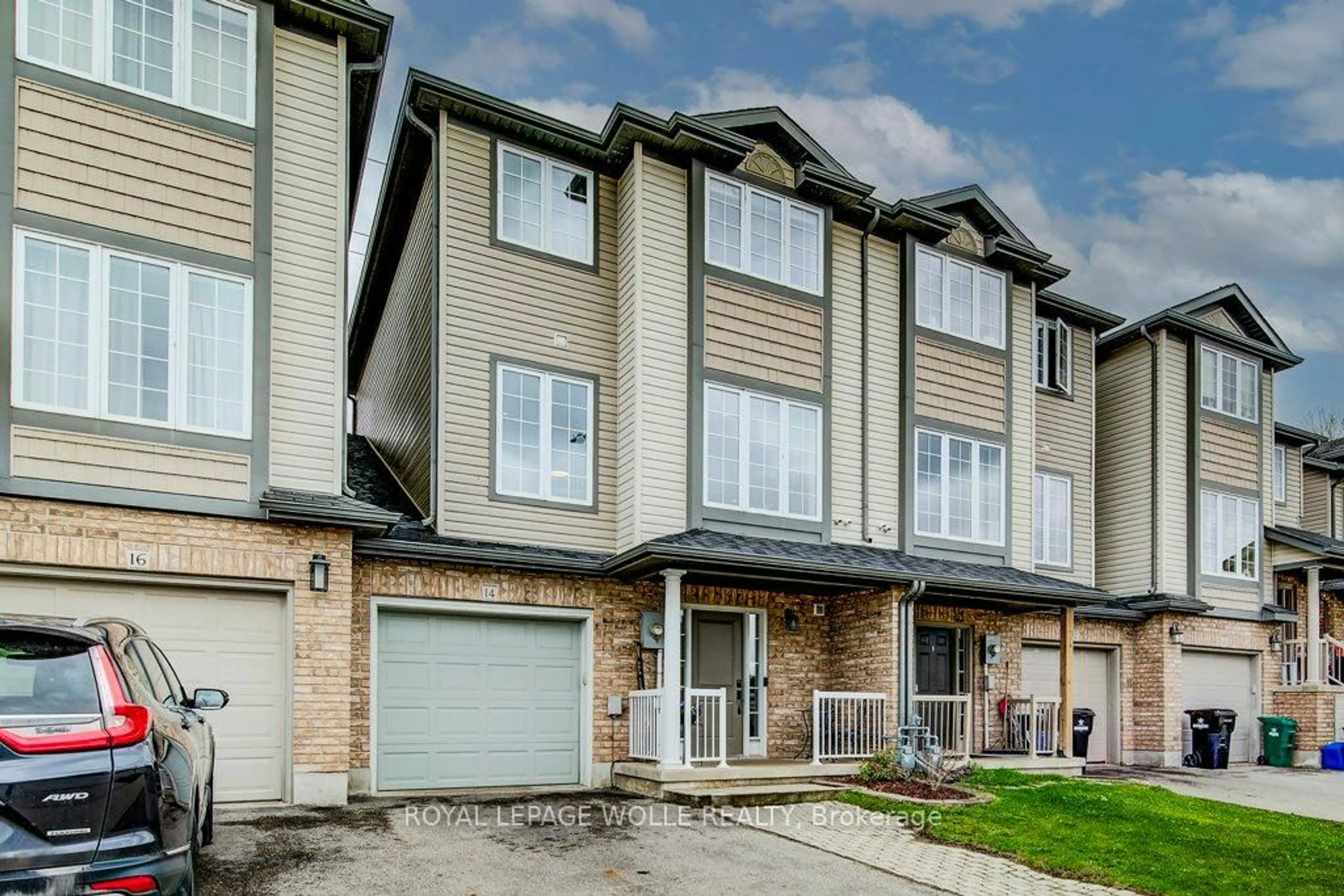 Unknown for 14 Cranshaw St, Kitchener Ontario N2R 1W2
