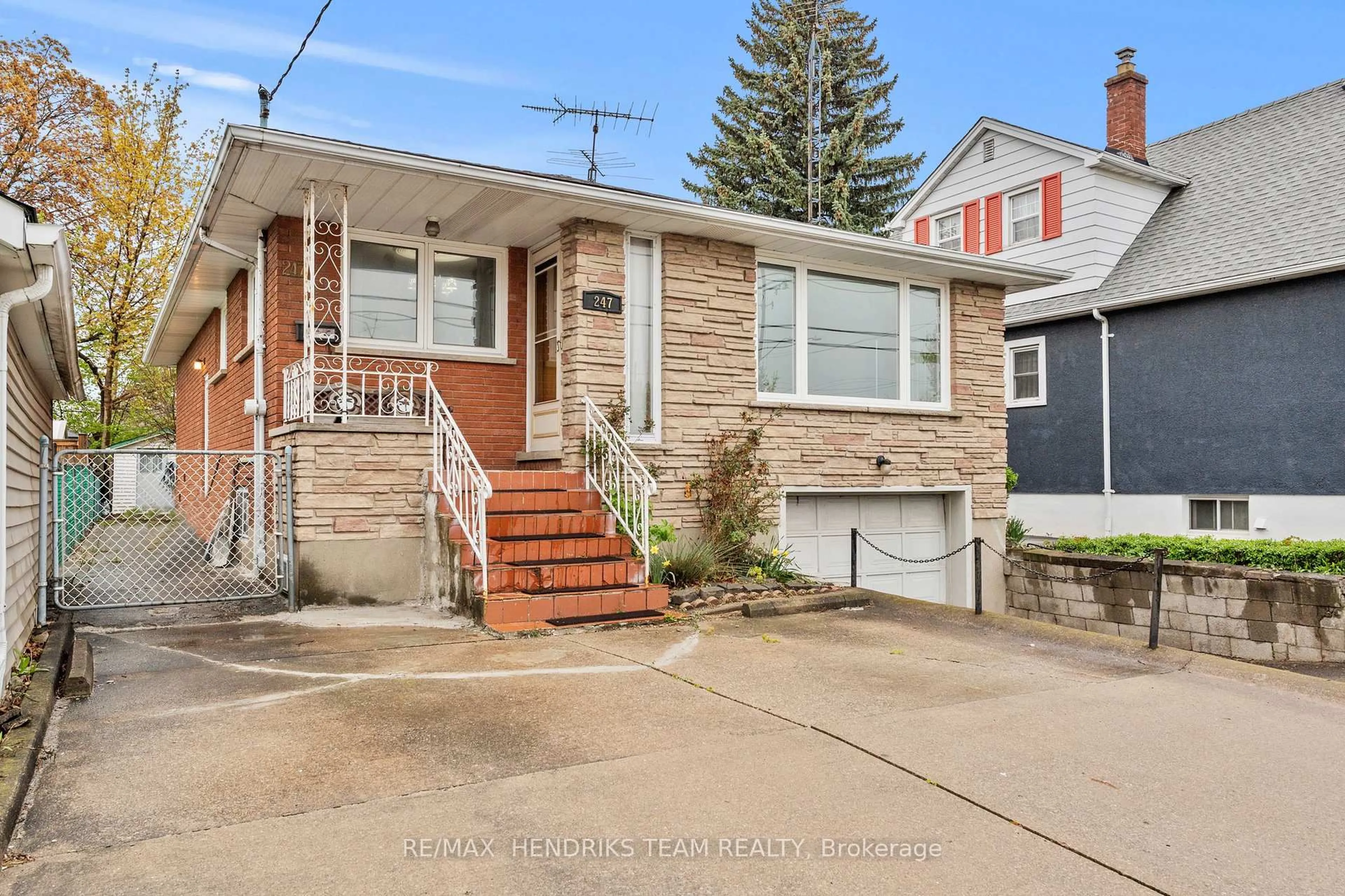 Home with brick exterior material, street for 247 Grantham Ave, St. Catharines Ontario L2M 4Z6