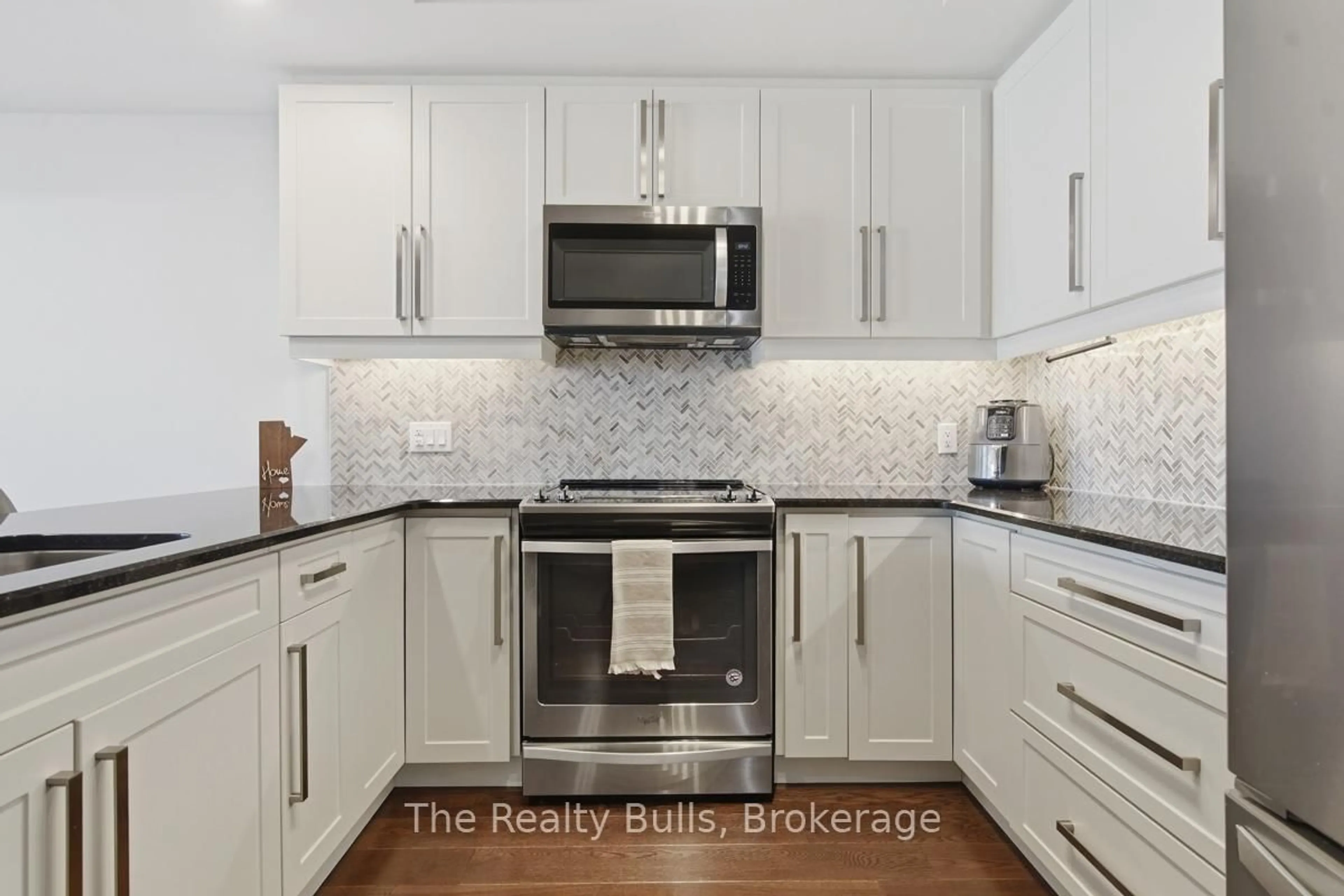 Unknown for 505 Talbot St #2302, London East Ontario N6A 2S6