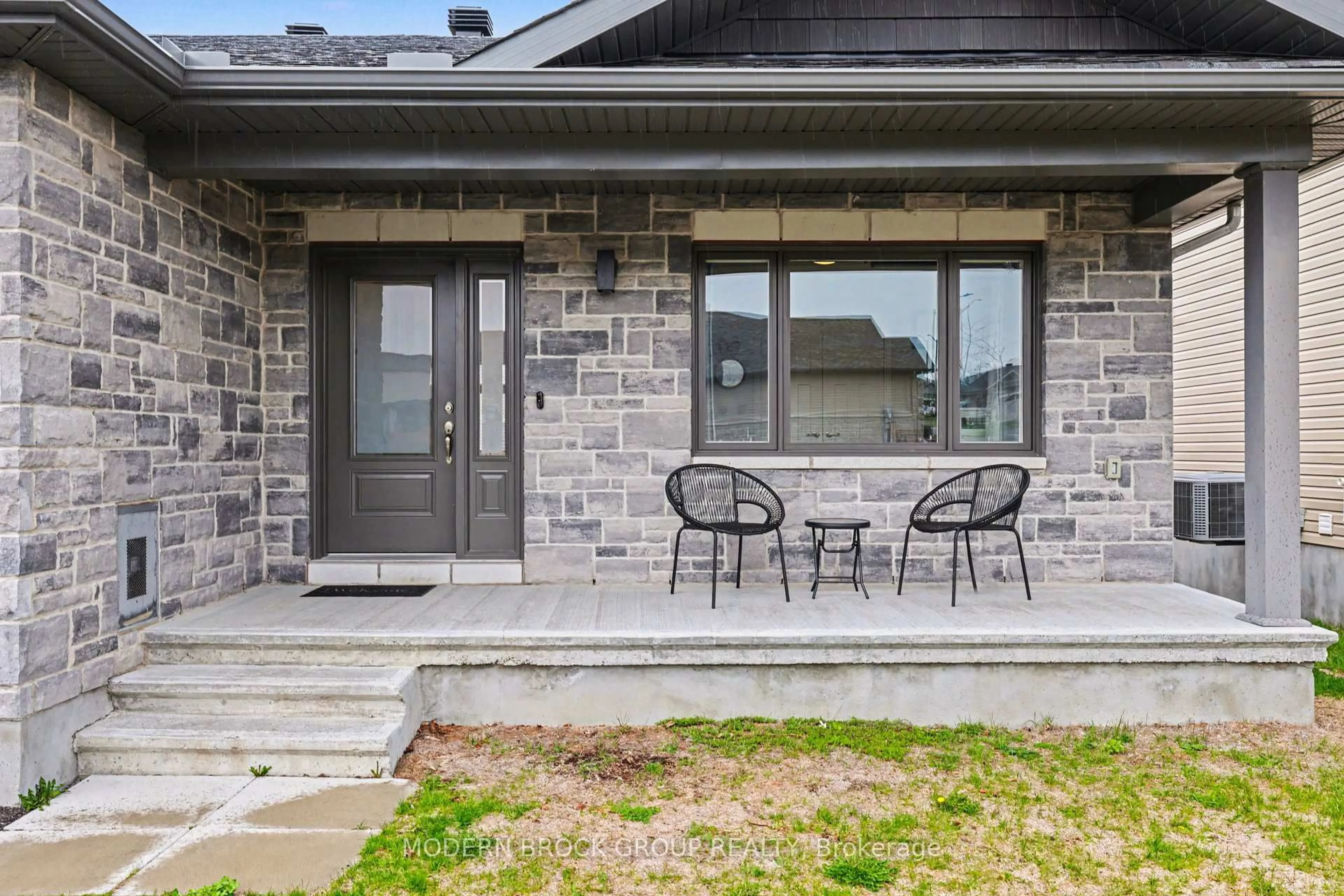 Patio, unknown for 17 Douglas Brown Way, Arnprior Ontario K7S 0H9