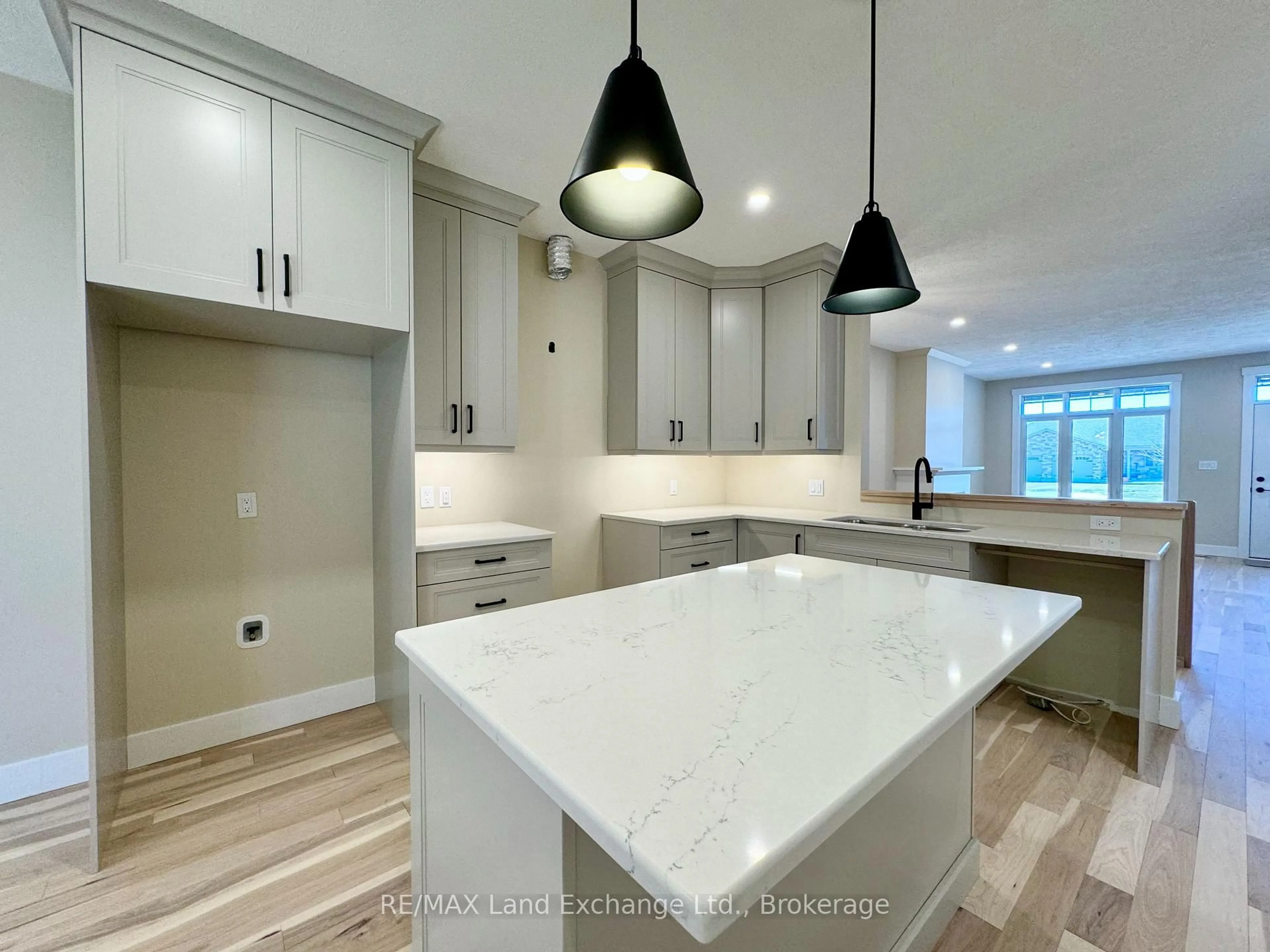 Open concept kitchen, unknown for 15 NYAH Crt, Kincardine Ontario N0G 2T0