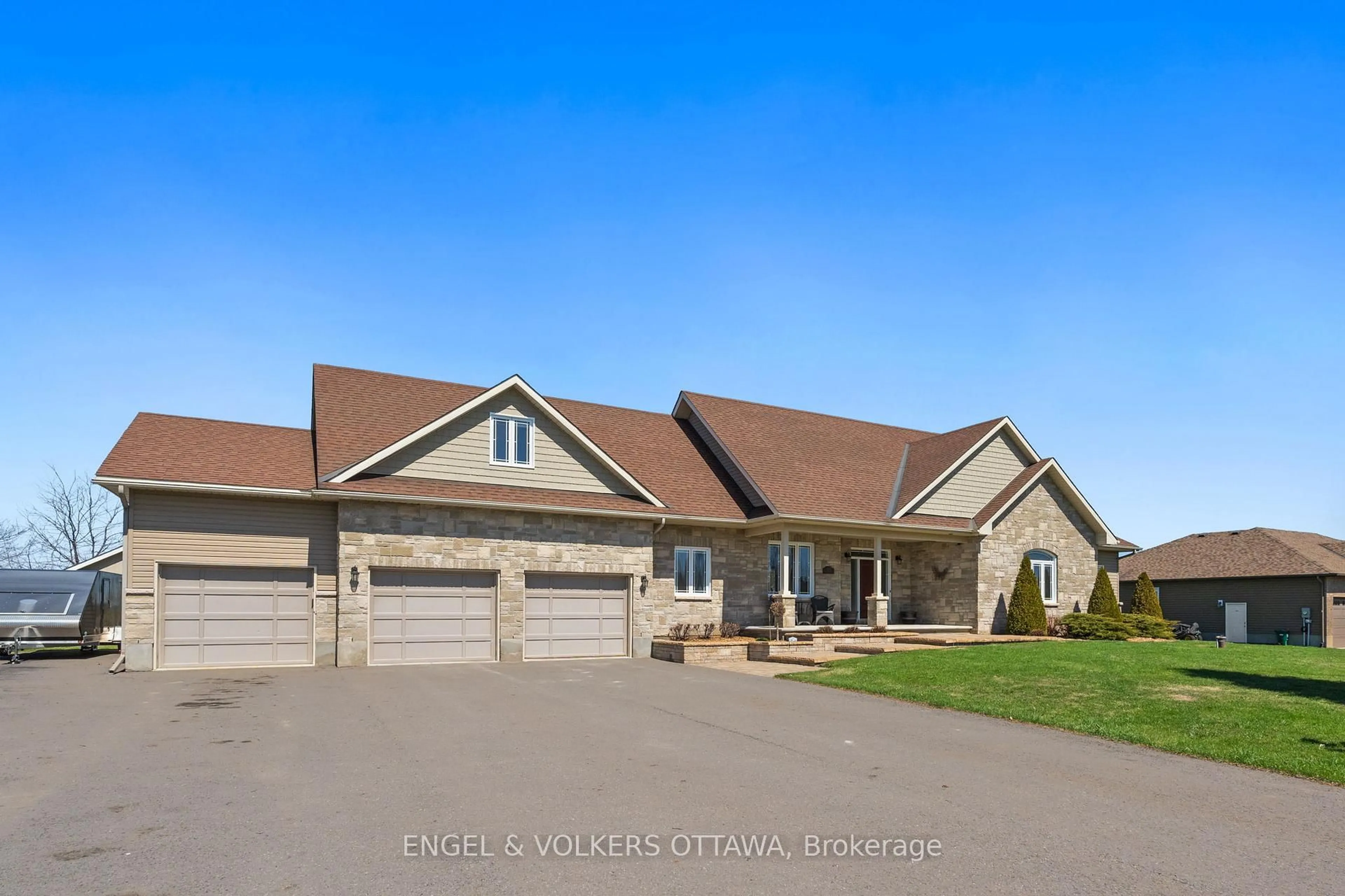 Unknown for 5579 Lombardy Dr, Osgoode Ontario K0A 2W0