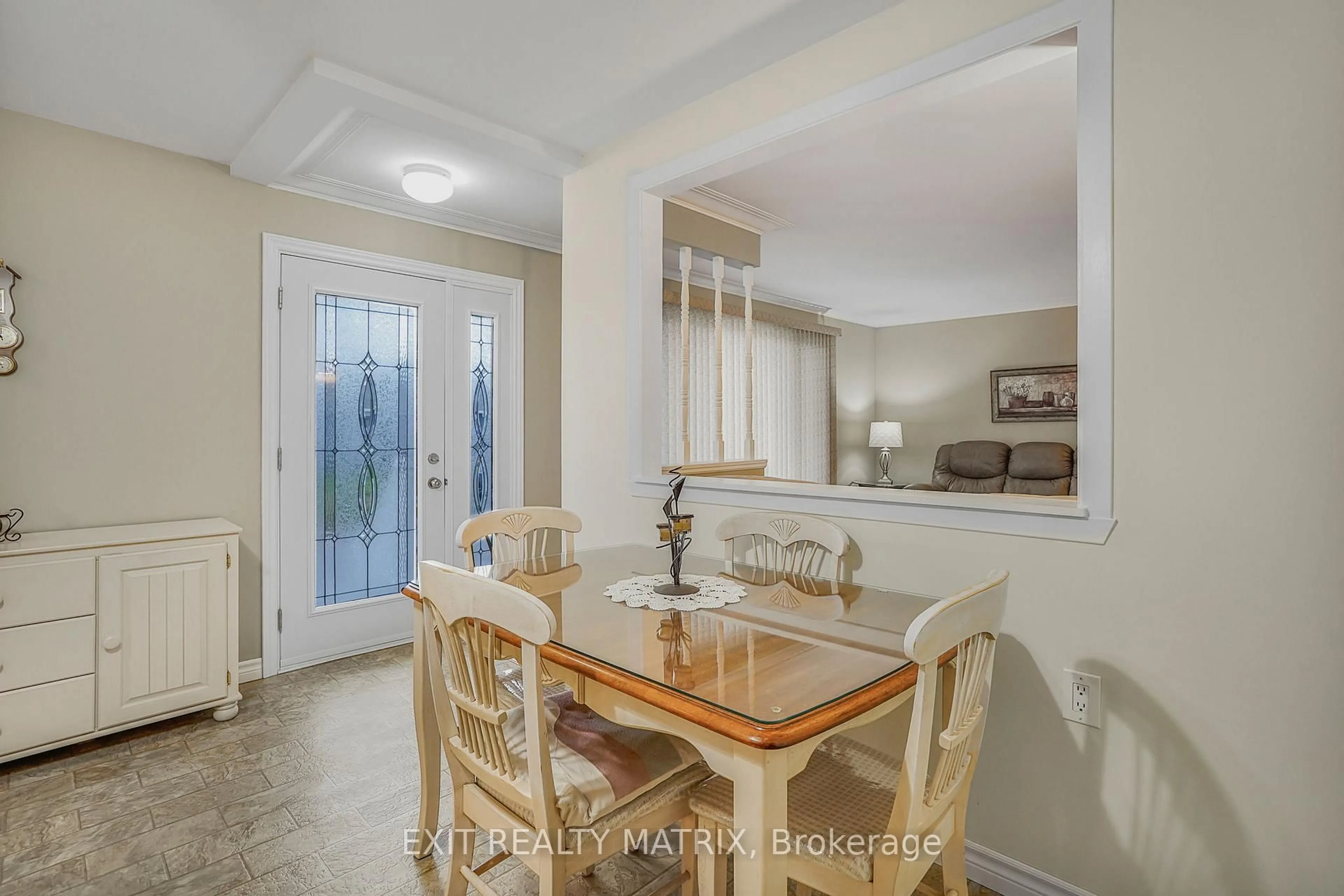 Dining room, ceramic/tile floor for 446 Bertha St, Hawkesbury Ontario K6A 2B2