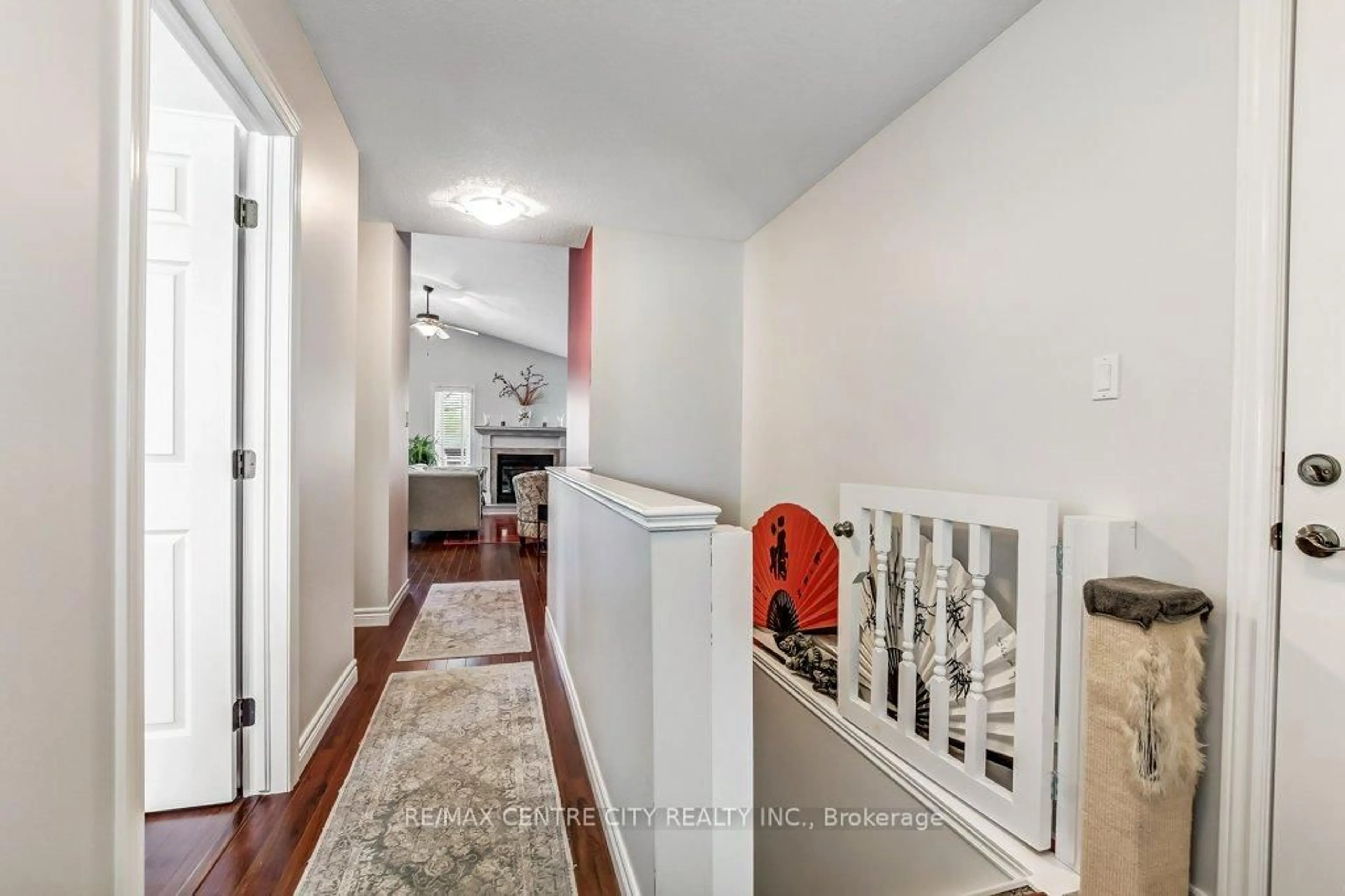 Indoor entryway for 16 Havenridge Crt #14, St. Thomas Ontario N5P 4P6