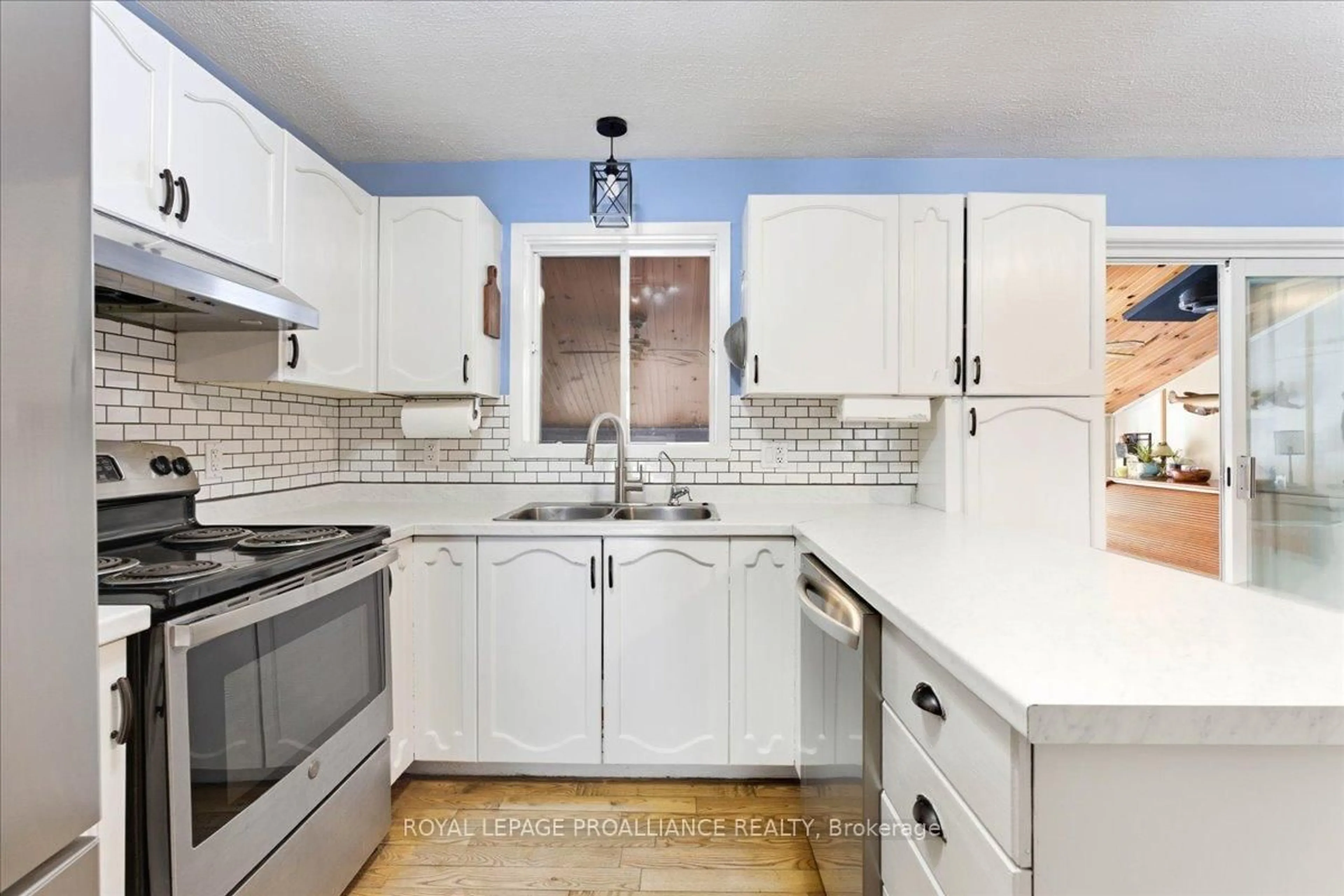 Standard kitchen, ceramic/tile floor for 1442 Quin Mo Lac Rd, Tweed Ontario K0K 3J0