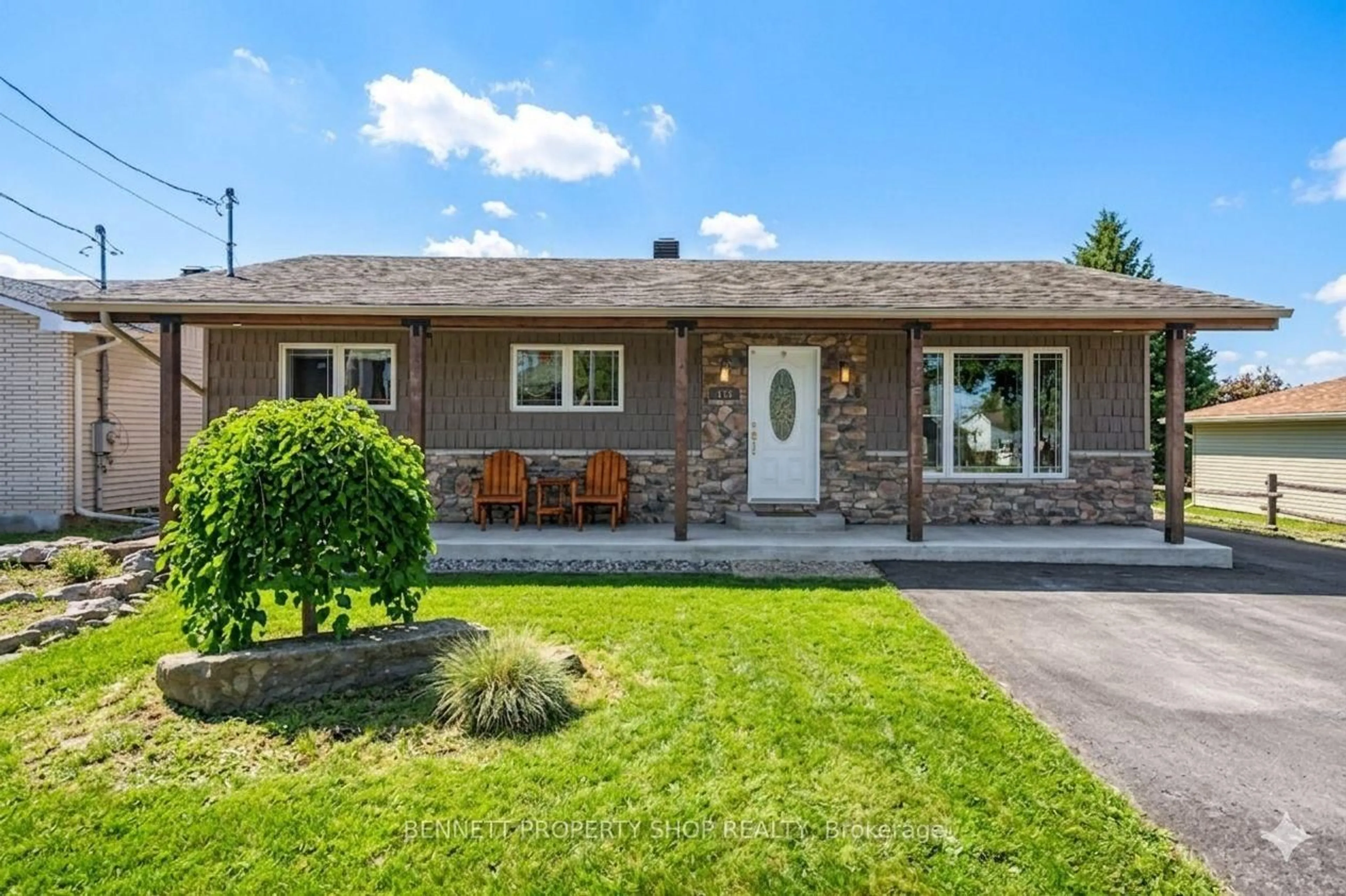 Home with brick exterior material, street for 493 Laurier St, Clarence-Rockland Ontario K4K 1E7