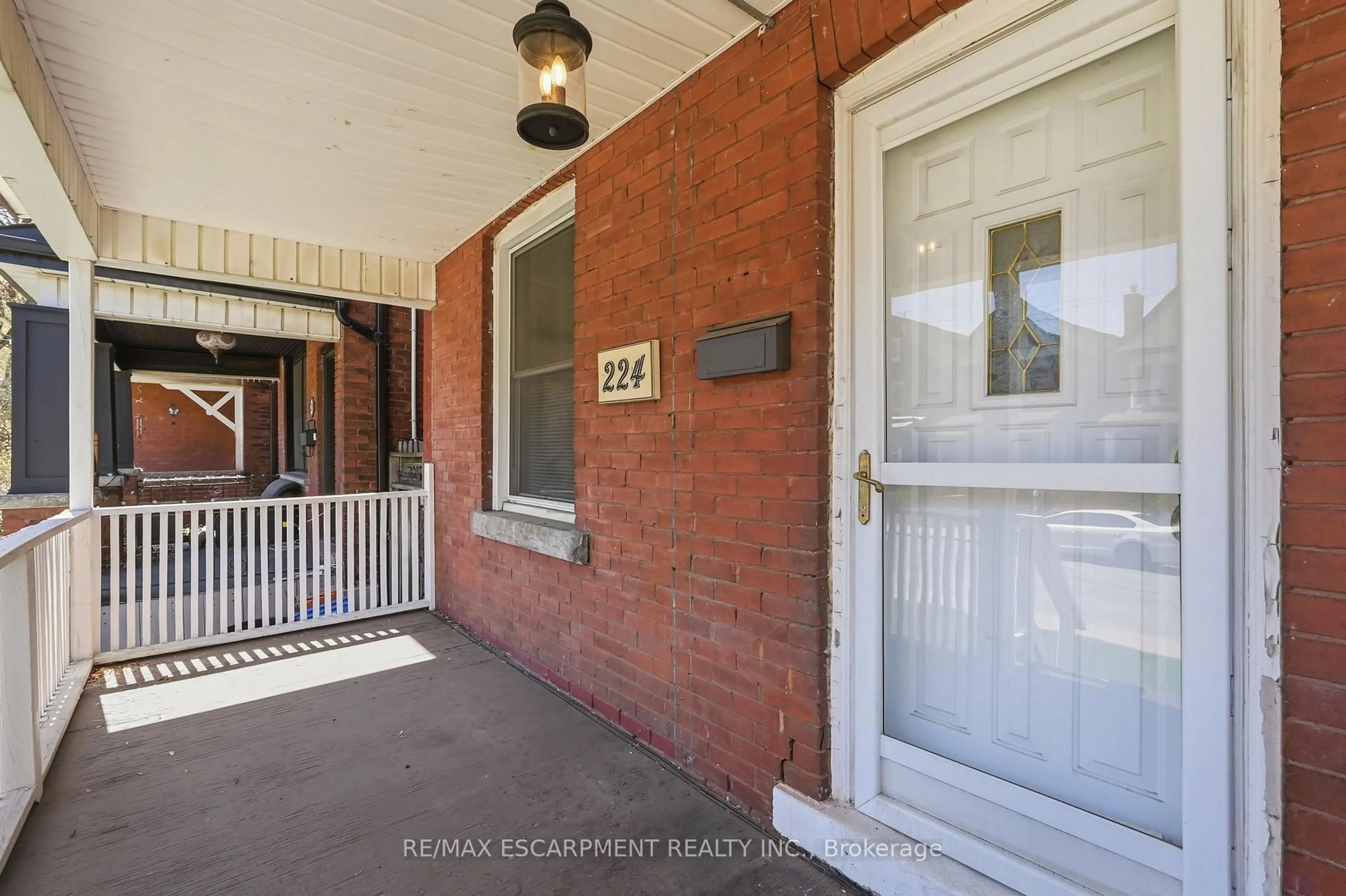 Unknown for 224 BALSAM Ave, Hamilton Ontario L8M 3C1