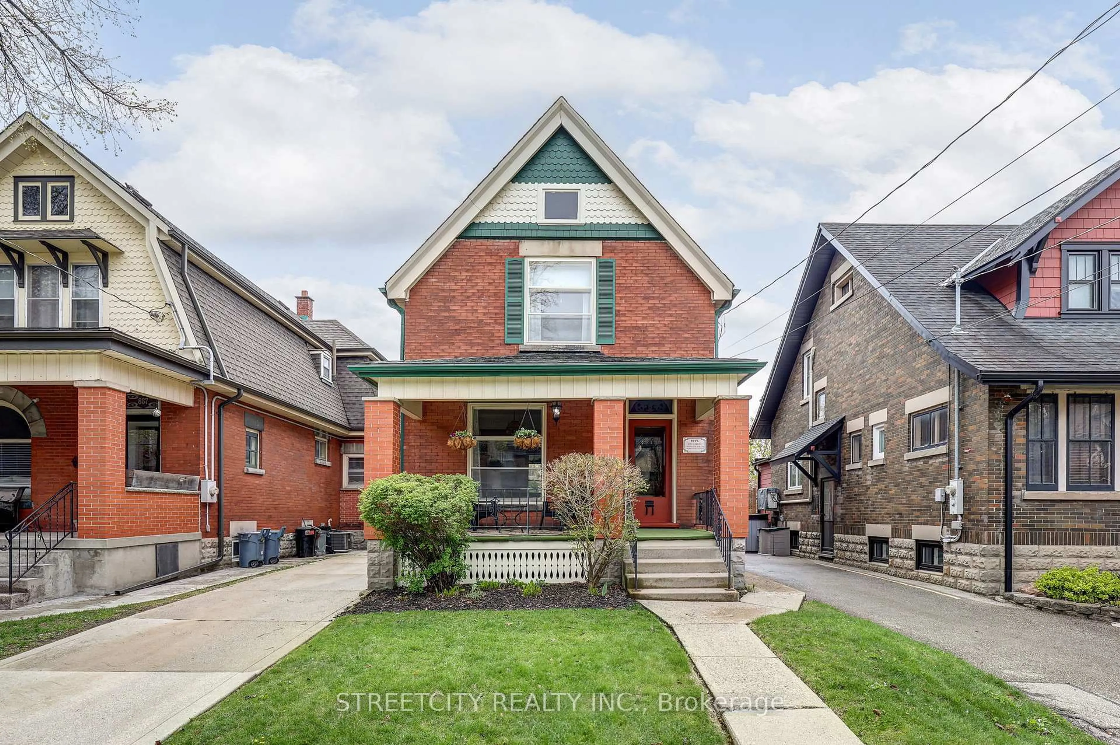 Home with brick exterior material, street for 835 Dufferin Ave, London East Ontario N5W 3J9