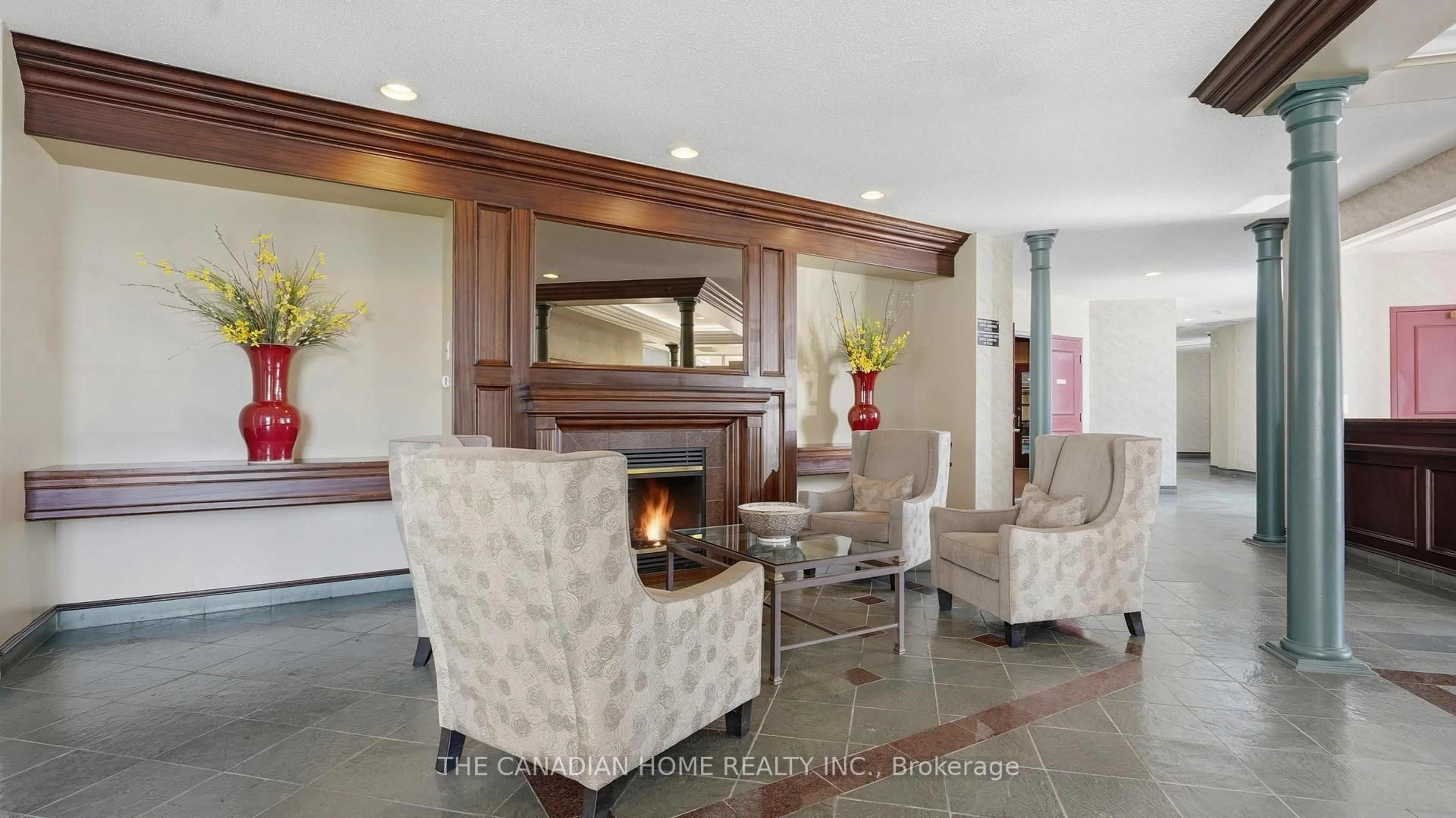 Lobby for 8111 Forest Glen Dr #332, Niagara Falls Ontario L2H 2Y7