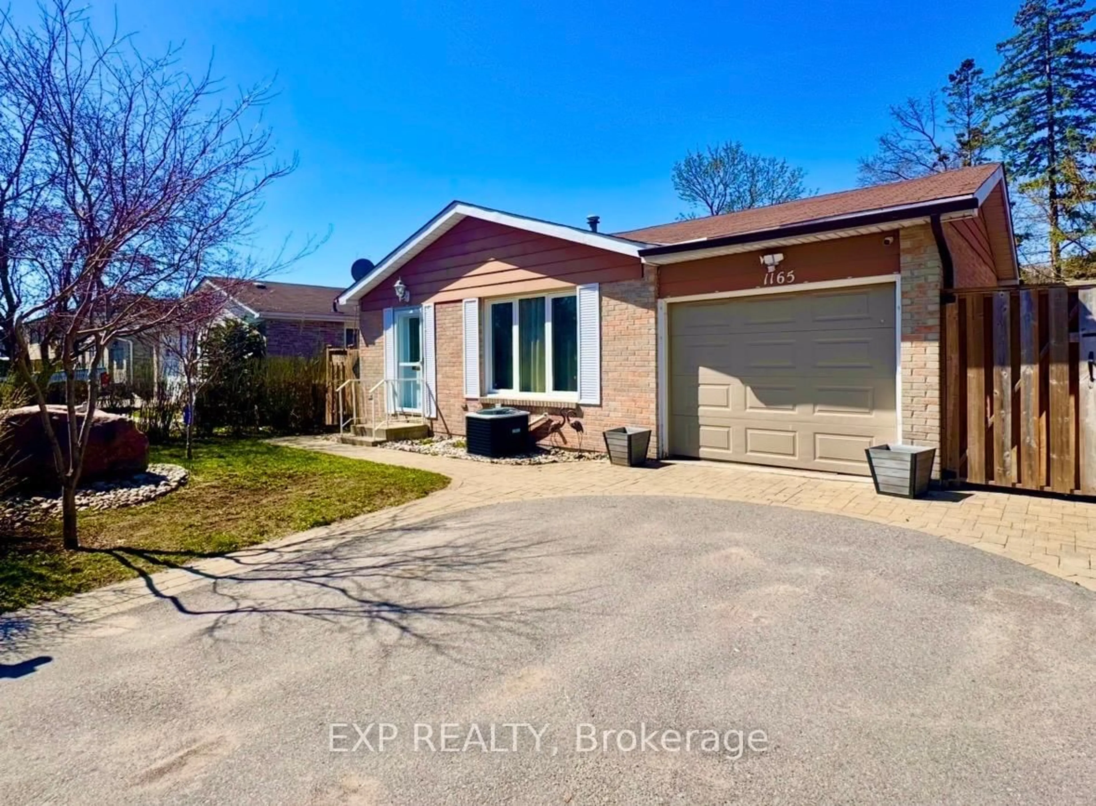 A pic from outside/outdoor area/front of a property/back of a property/a pic from drone, street for 1165 Whitefield Dr, Peterborough Ontario K9J 7R7