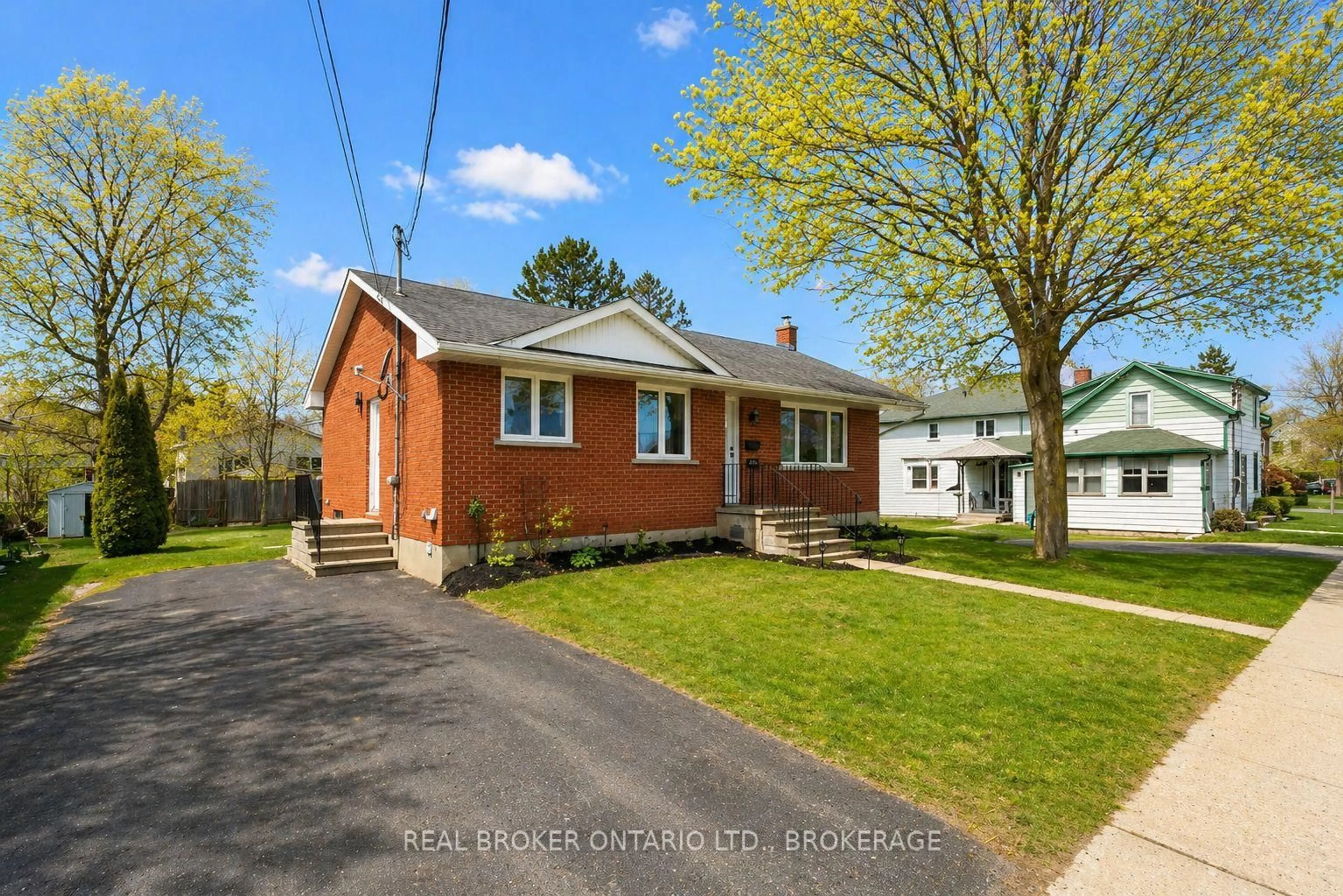 Home with brick exterior material, street for 340 River St, Gananoque Ontario K7G 2K2