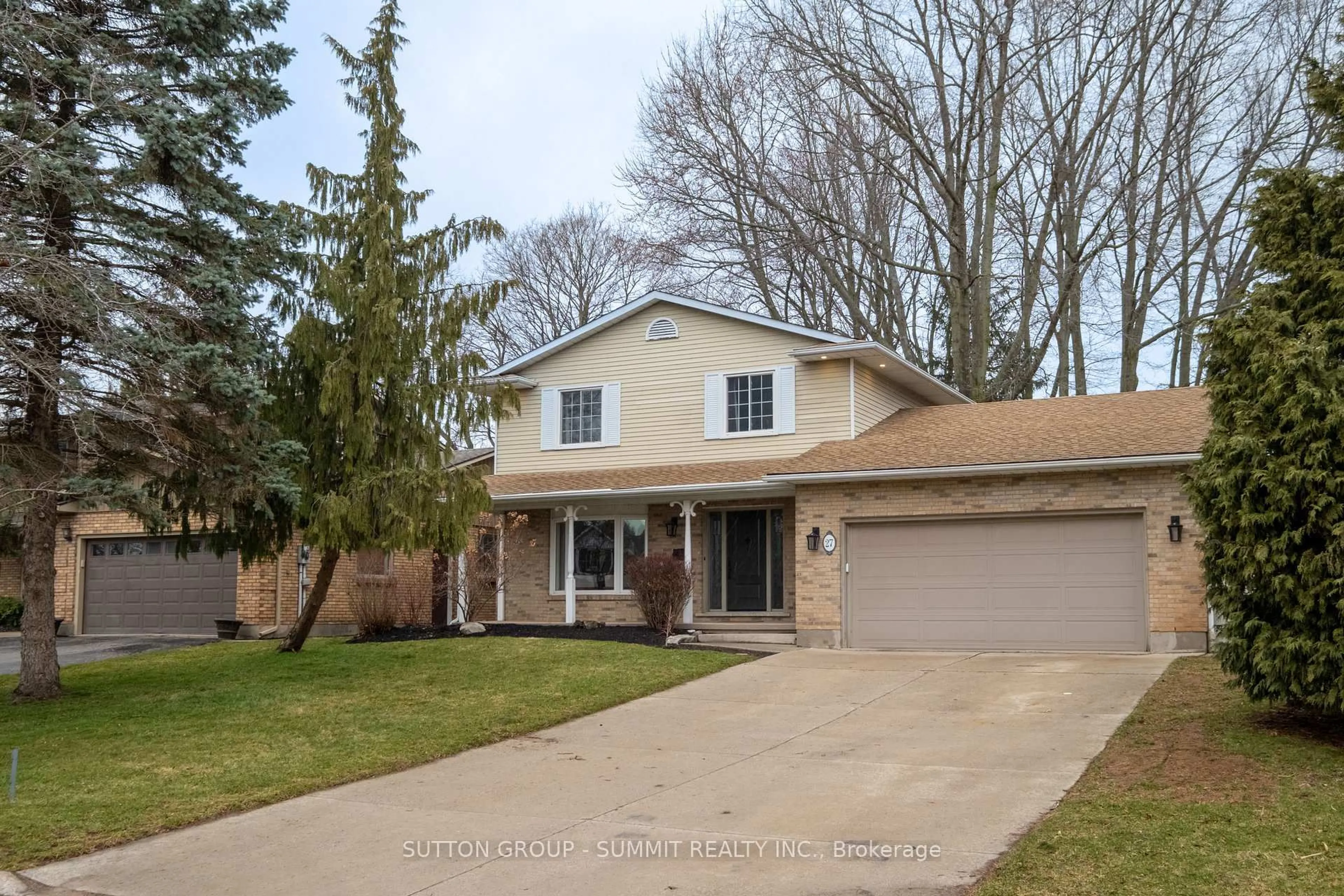 Home with brick exterior material, street for 27 MILLBRIDGE Cres, Pelham Ontario L0S 1E1