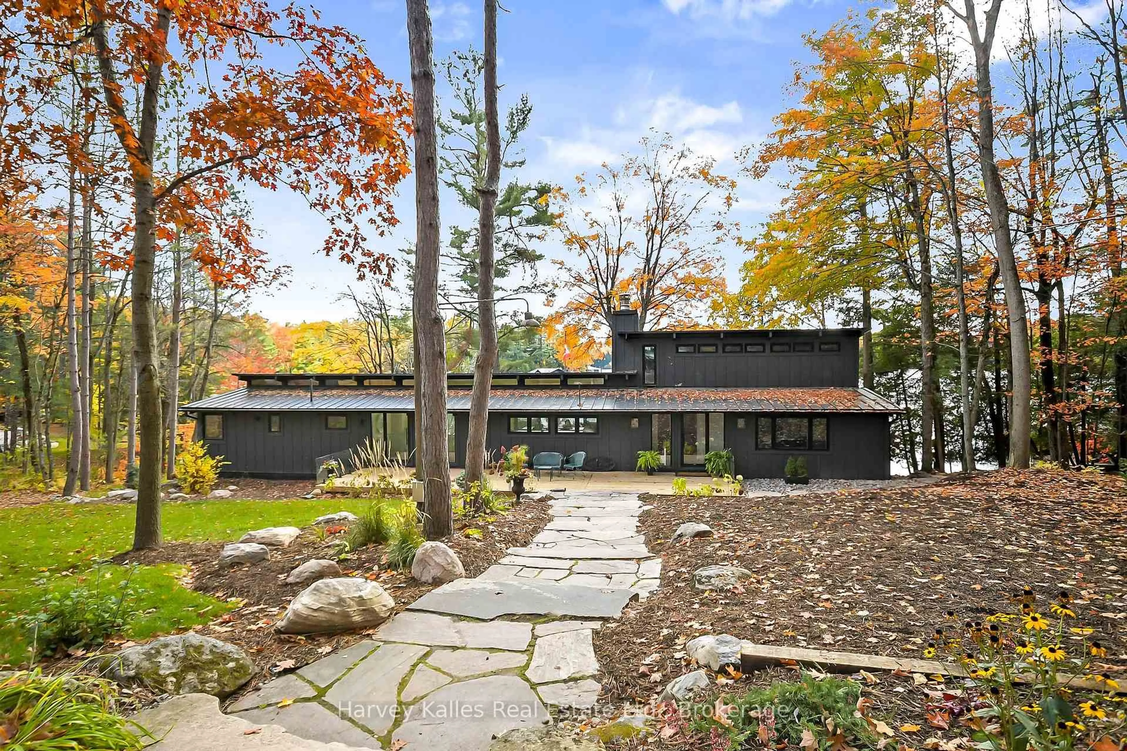 Unknown for 1099 Big Joe Rd, Muskoka Lakes Ontario P0B 1J0