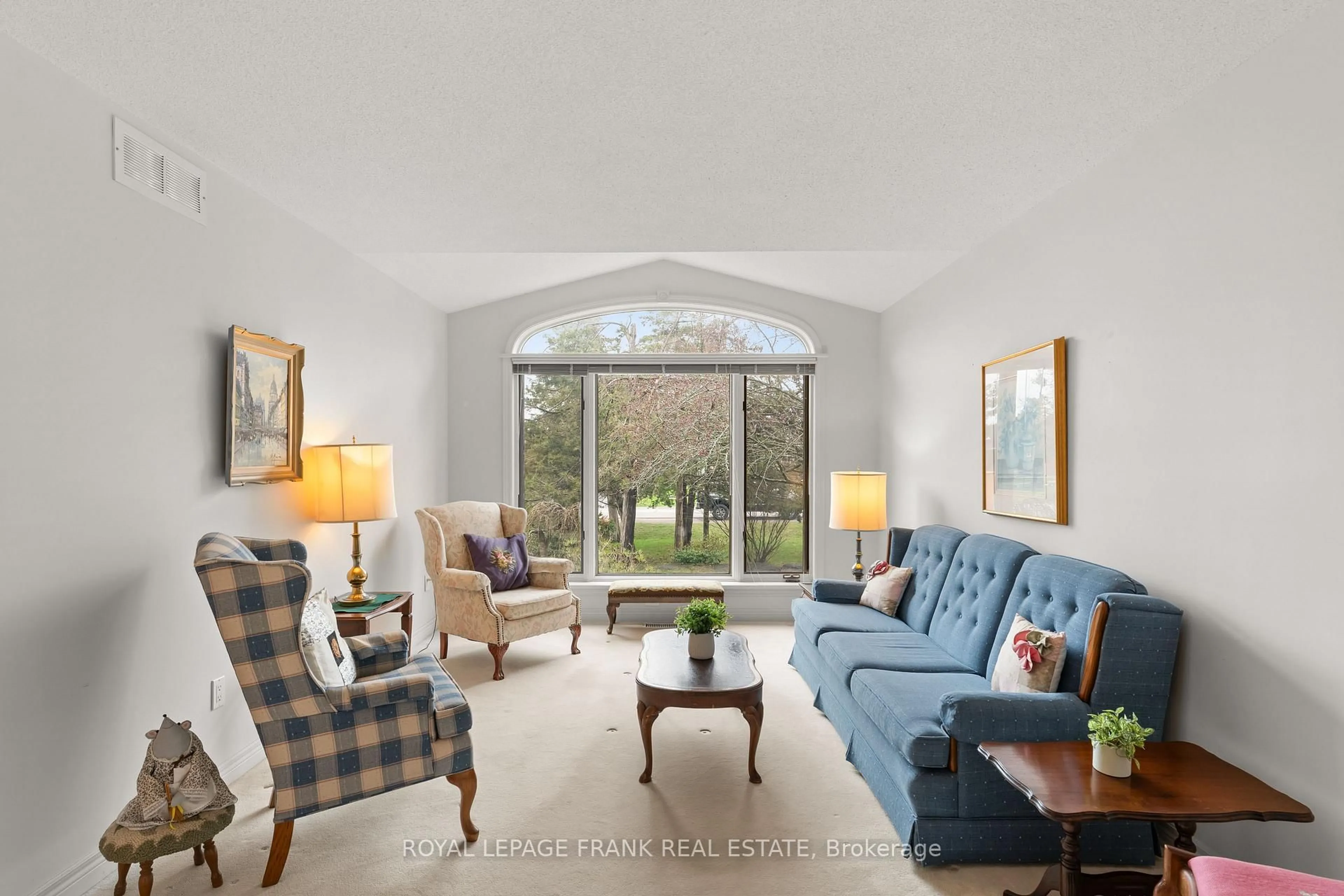 Living room with furniture, unknown for 37 Island Bay Dr, Kawartha Lakes Ontario K0M 1A0