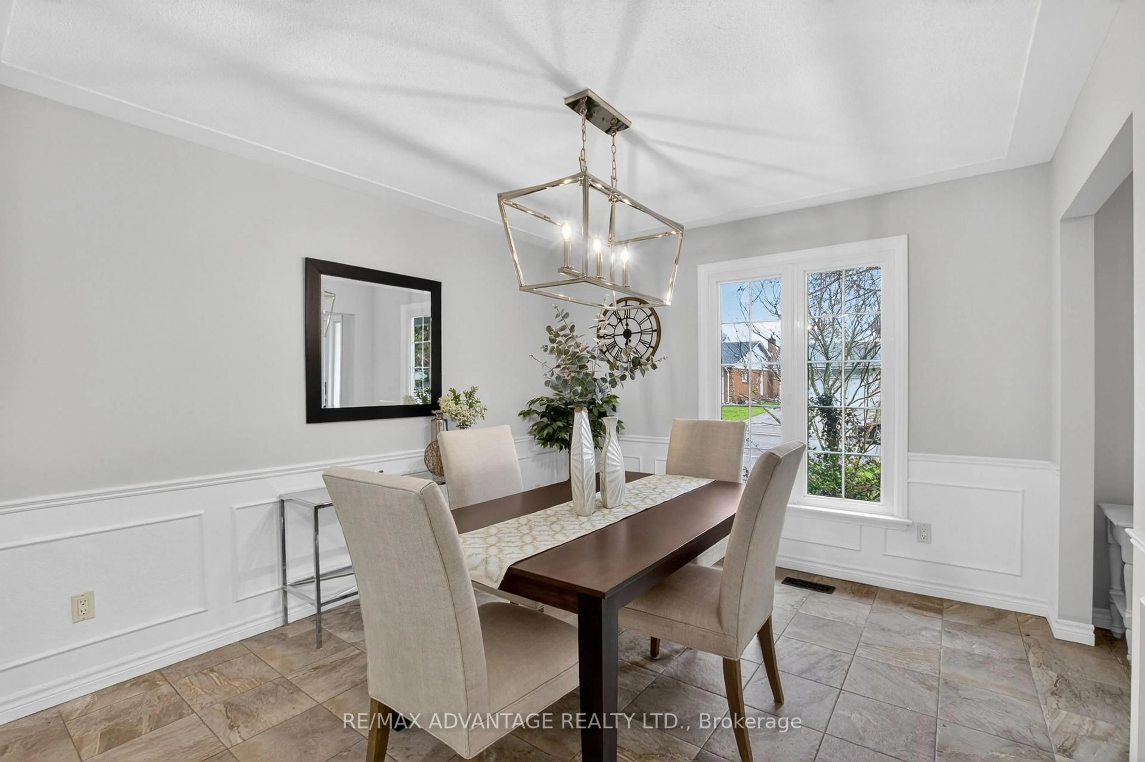Dining room, ceramic/tile floor for 57 Nottinghill Cres, London South Ontario N6K 1P9