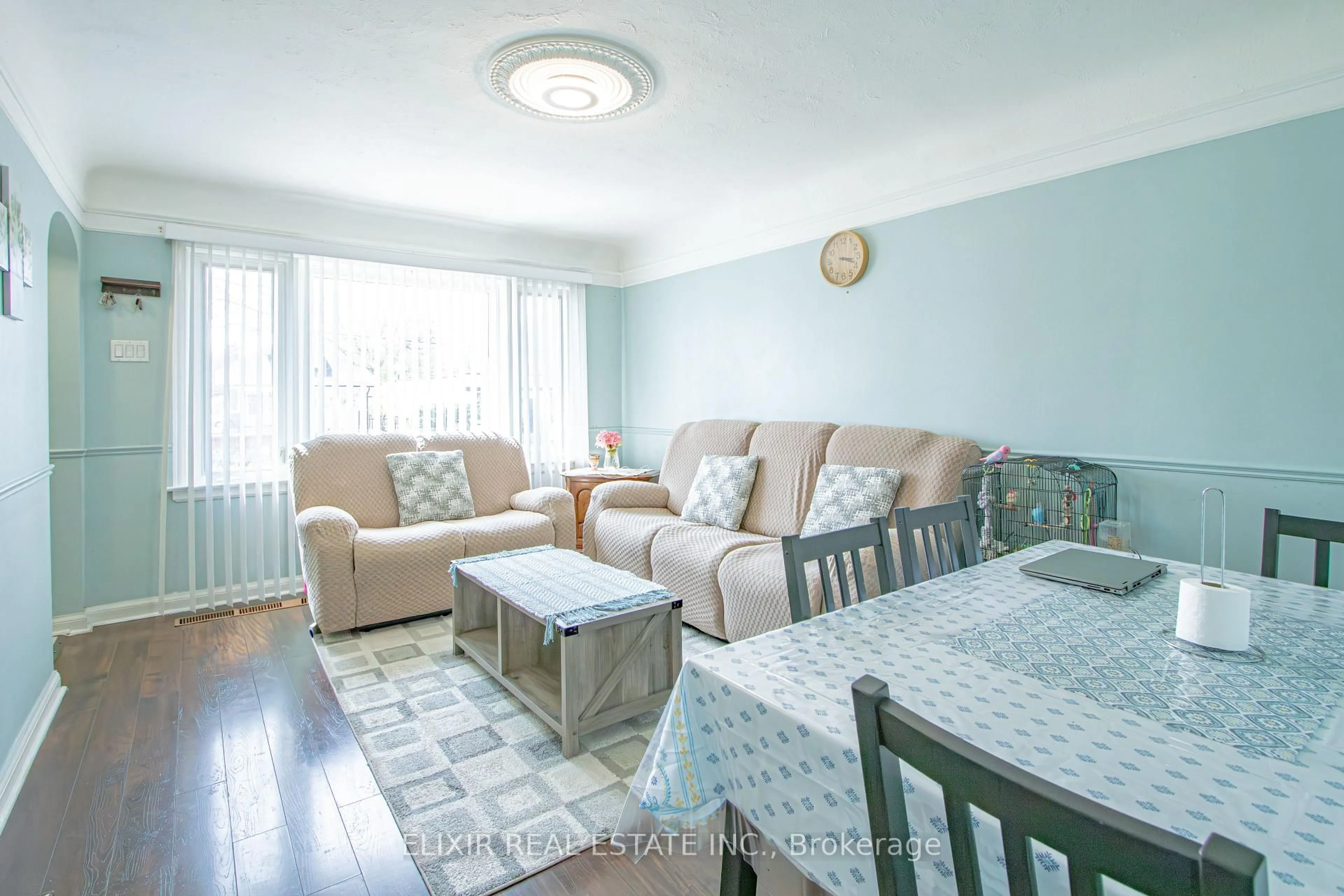 Living room with furniture, wood/laminate floor for 360 HALE St, London East Ontario N5W 1G4