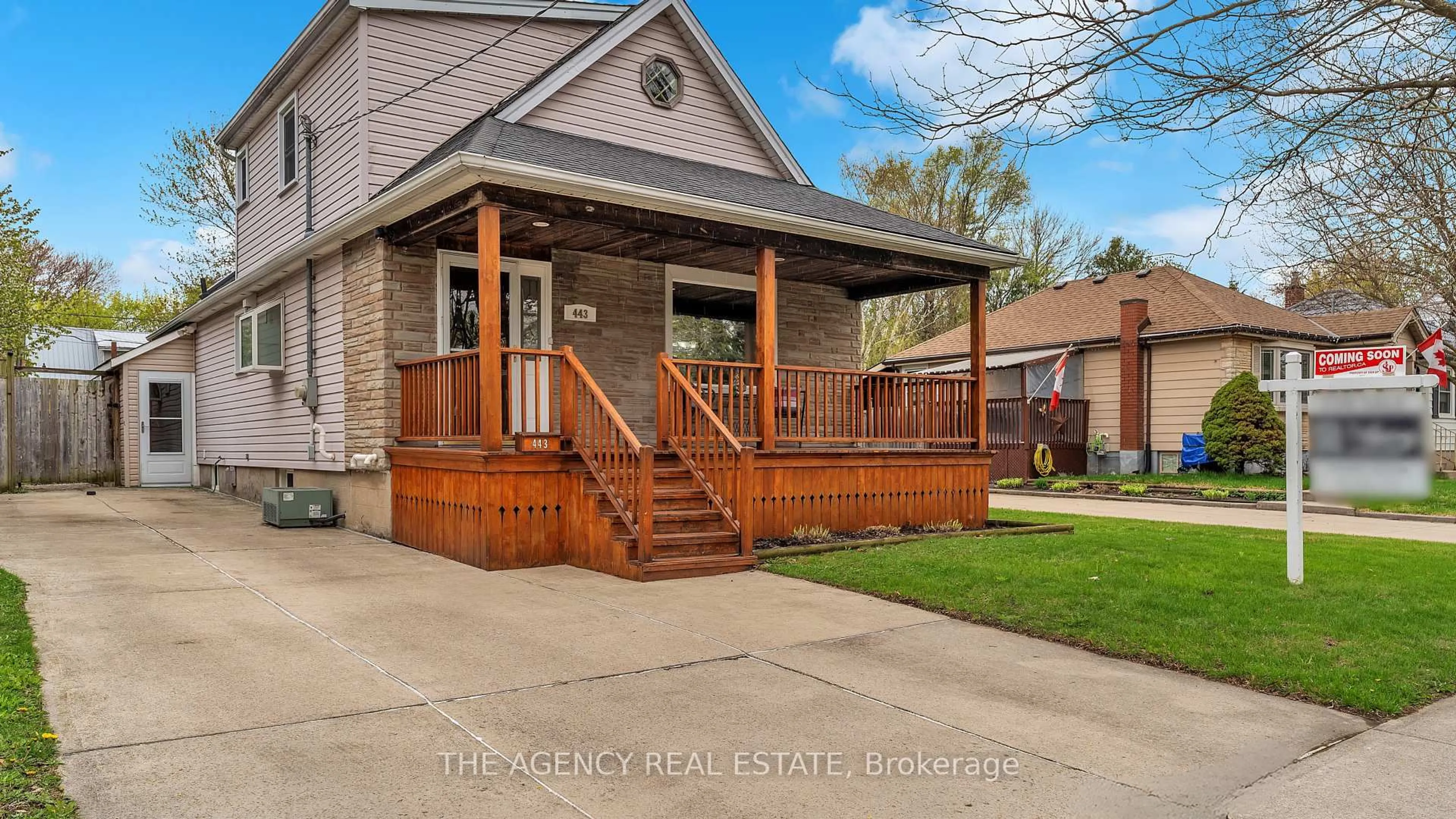 Patio, street for 443 Mornington Ave, London East Ontario N5Y 3C7