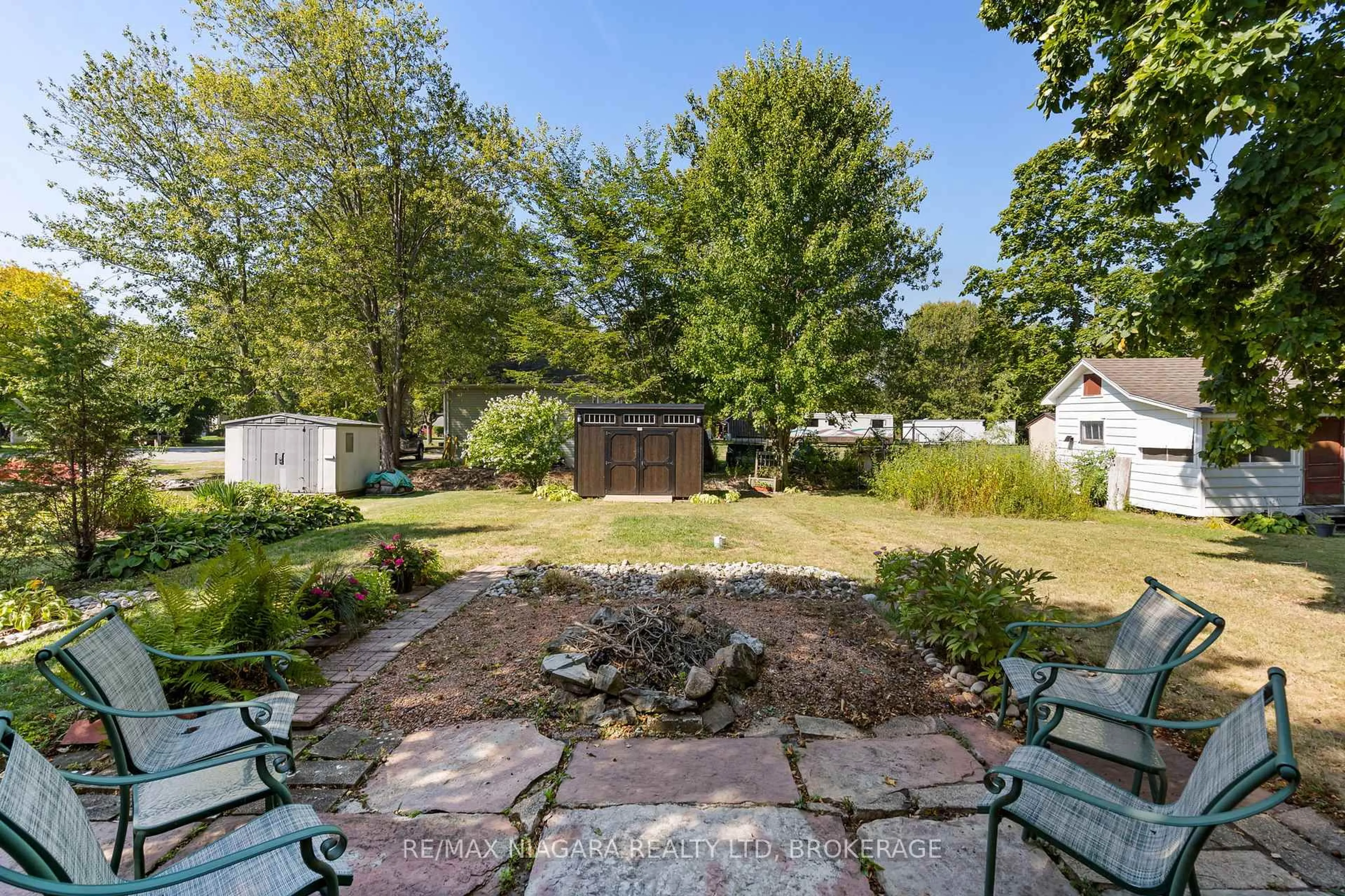 Patio, unknown for 12642 Campbell Rd, Wainfleet Ontario L0S 1V0