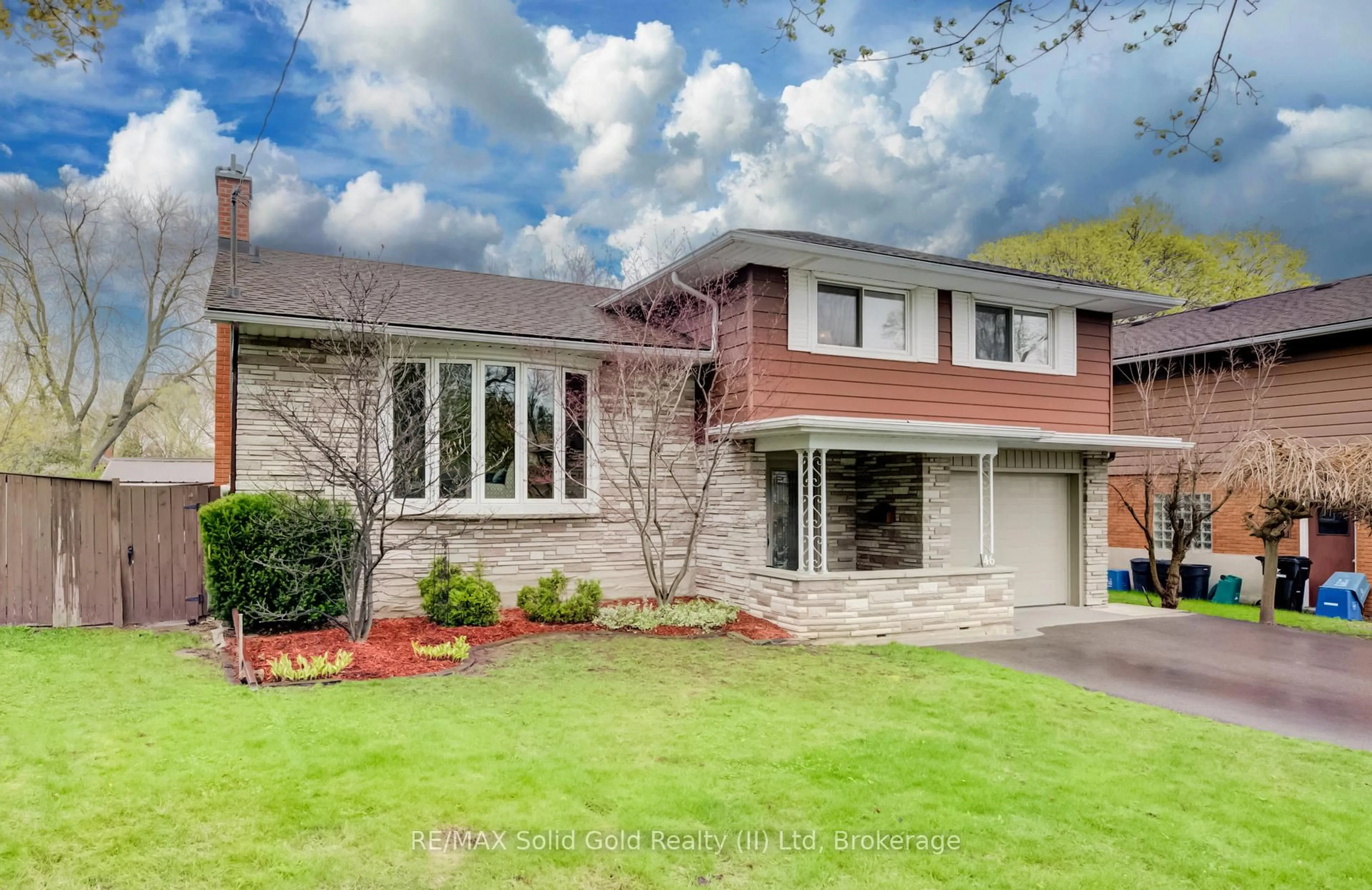 Home with brick exterior material, street for 46 Peachwood Crt, Kitchener Ontario N2B 1S6
