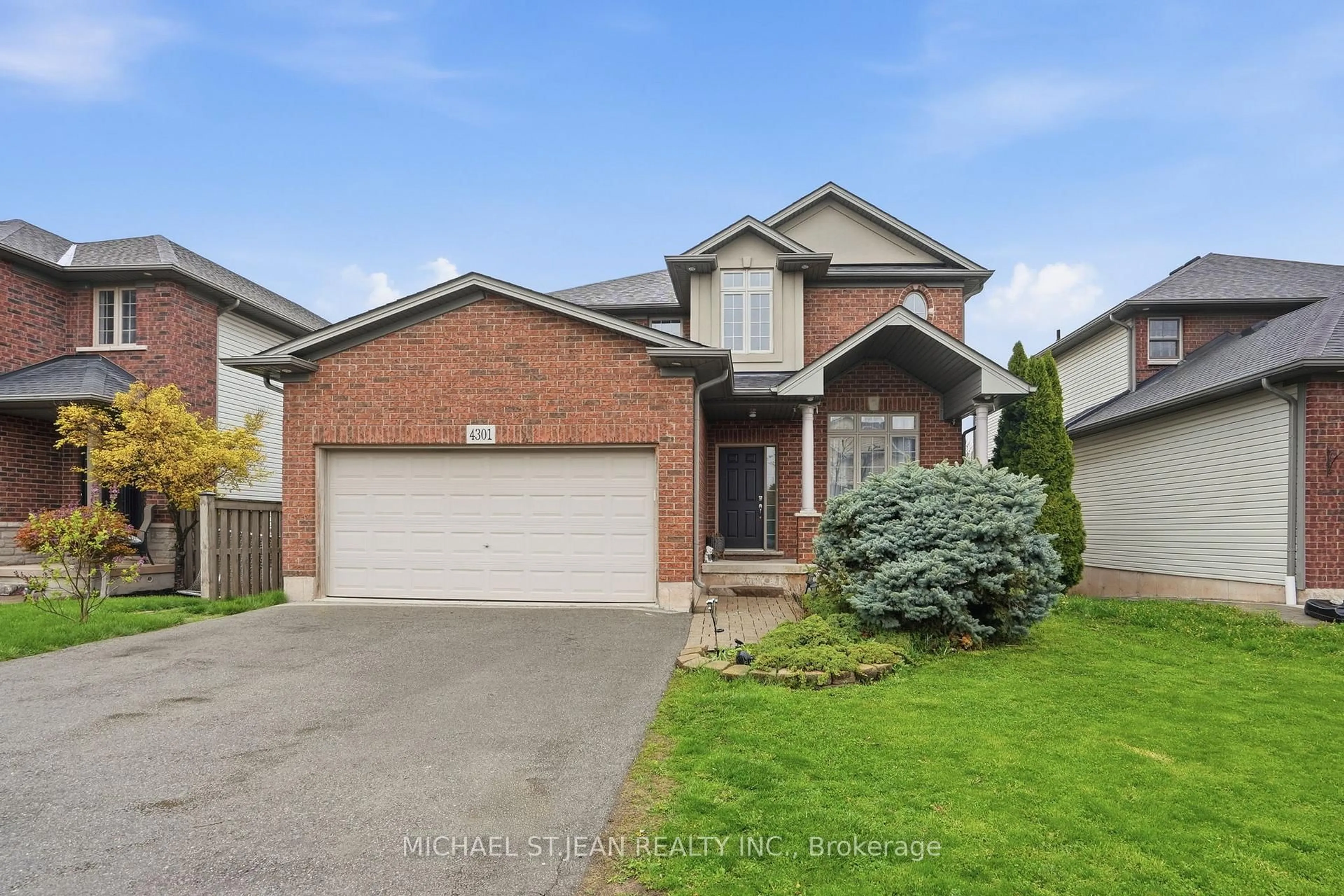 Home with brick exterior material, street for 4301 Arejay Ave, Lincoln Ontario L0R 1B6