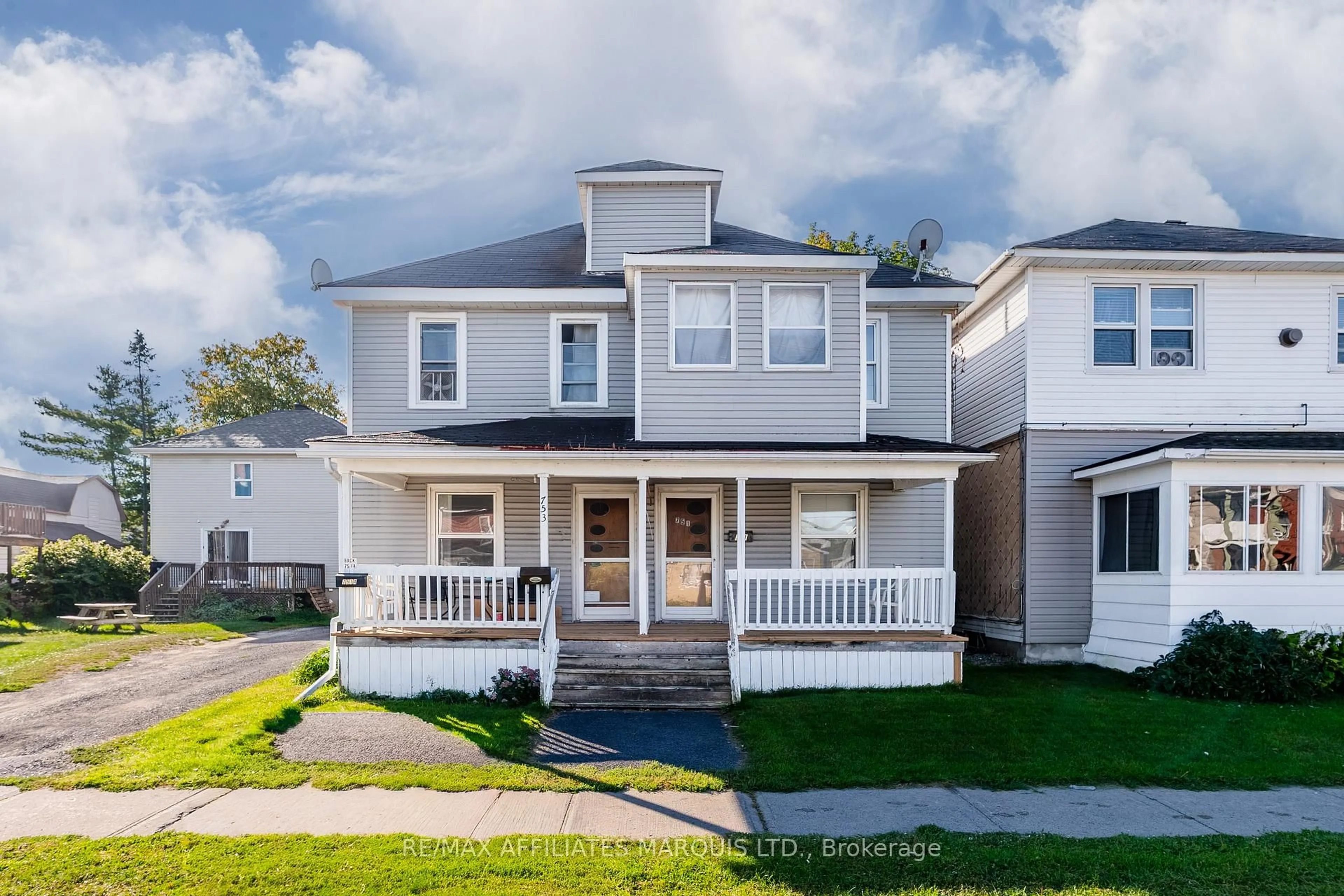 Home with vinyl exterior material, street for 753 First St, Cornwall Ontario K6H 1M3