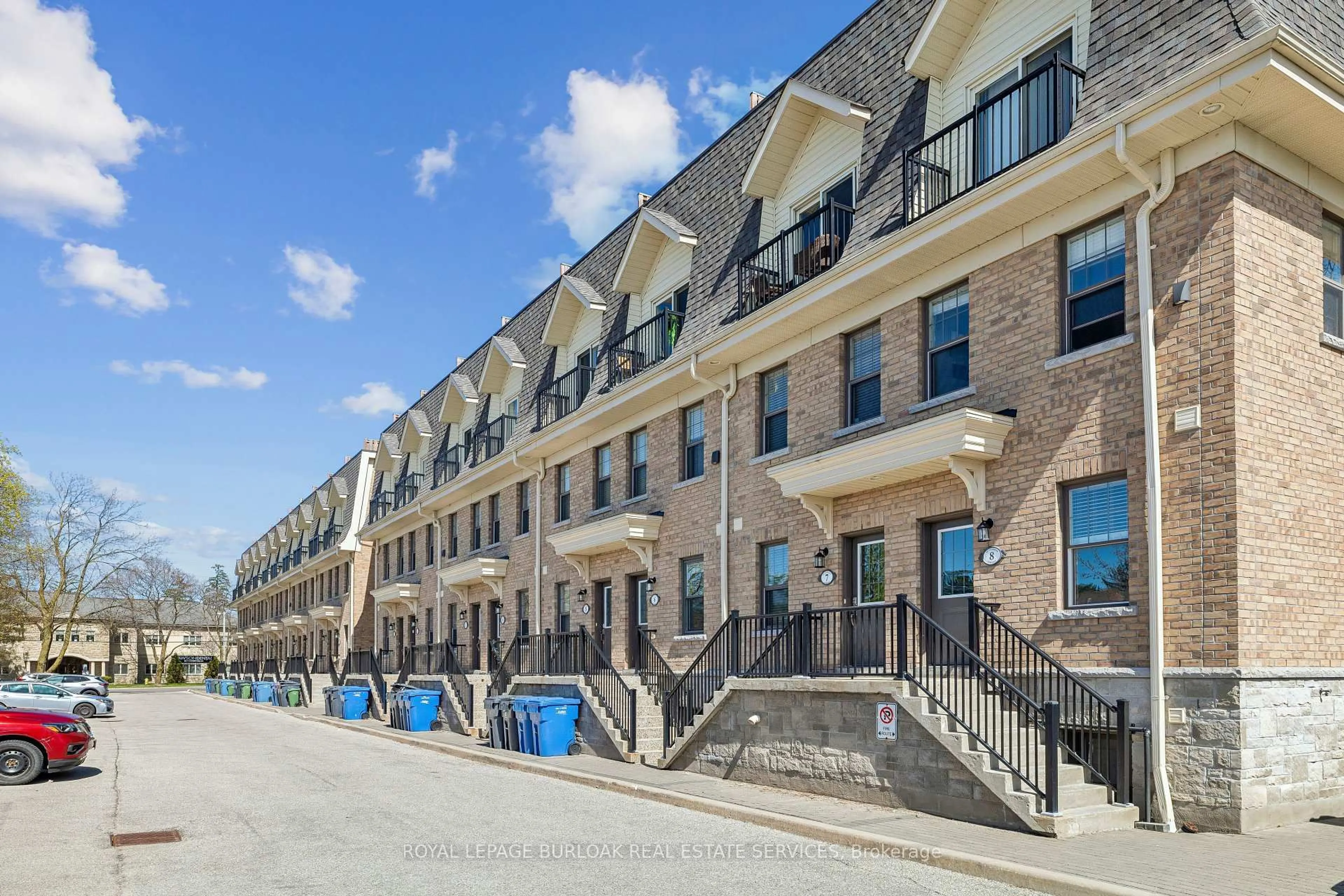 Unknown for 807 Gordon St #7, Guelph Ontario N1G 1Y8