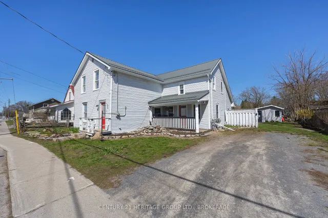 70 Main St, Bissett Creek 2