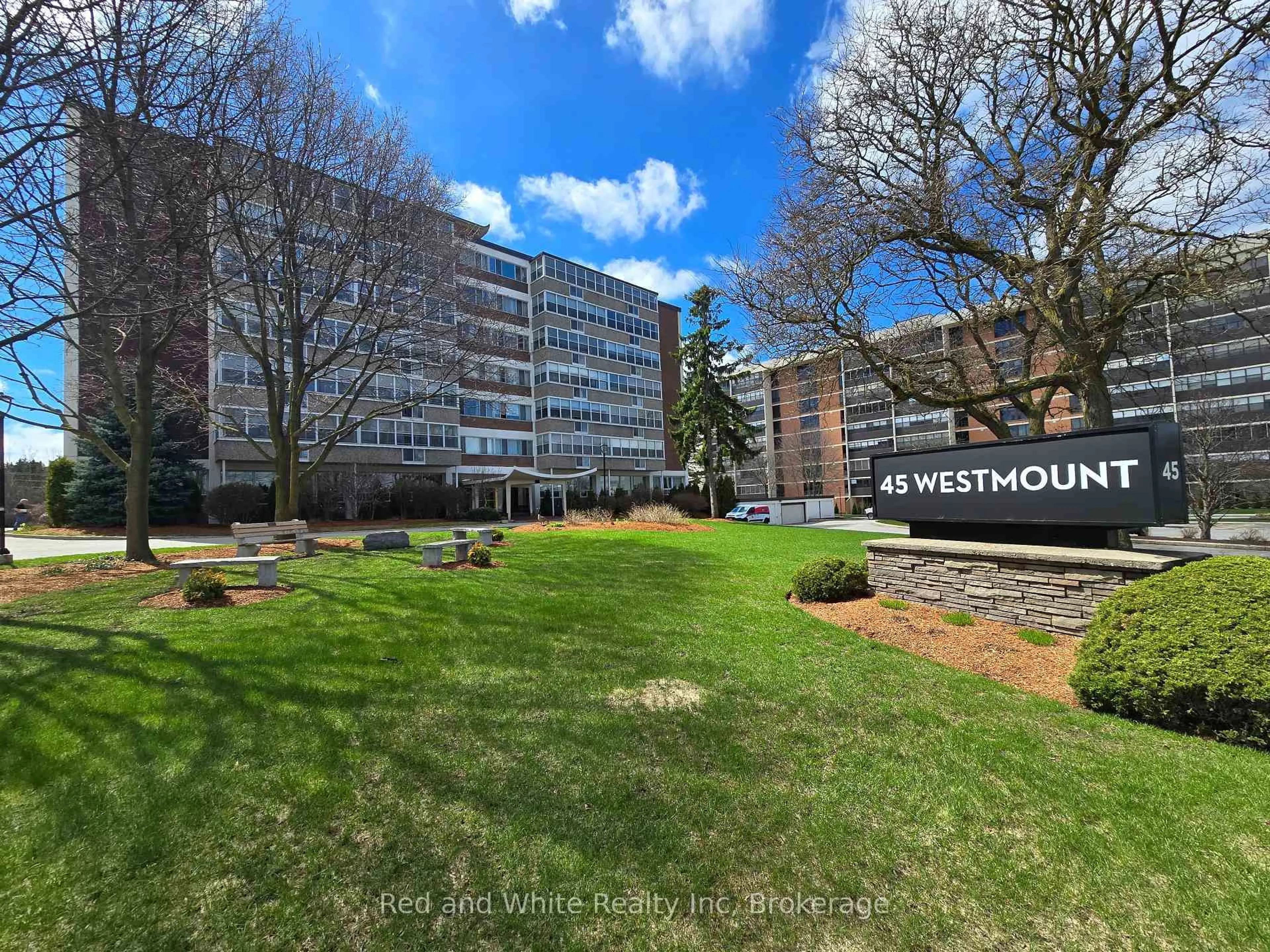 Unknown for 45 Westmount Rd #202, Waterloo Ontario N2L 2R3