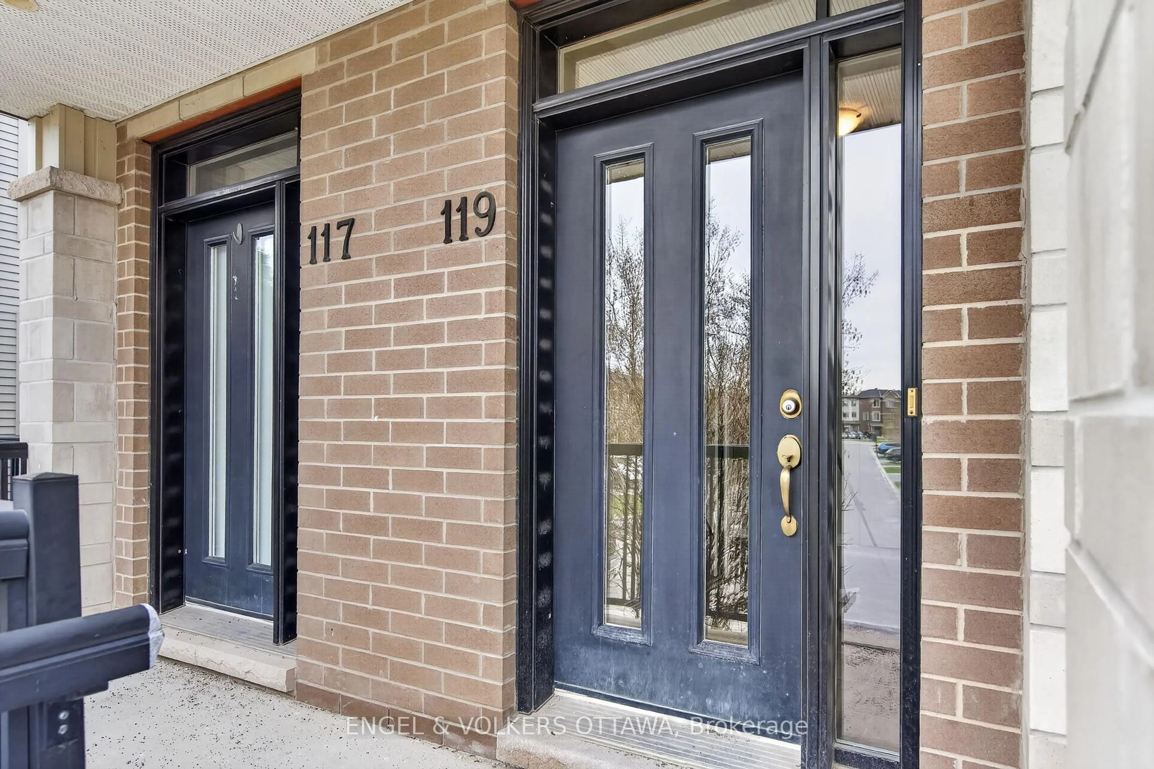 Indoor entryway for 119 Poplin St #52, Ottawa Ontario K4M 0G7