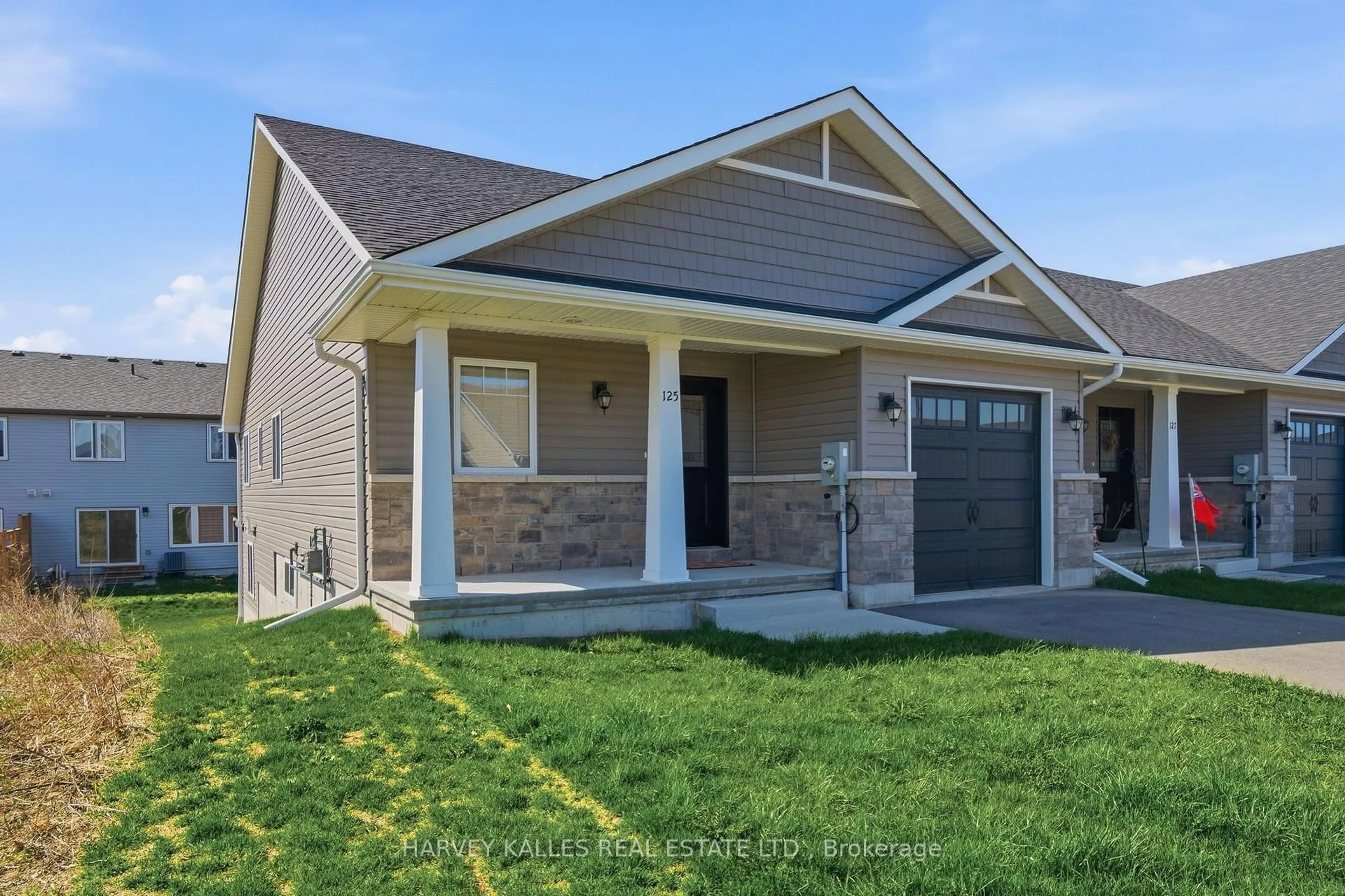Home with vinyl exterior material, street for 125 Farrington Cres, Prince Edward County Ontario K0K 2T0