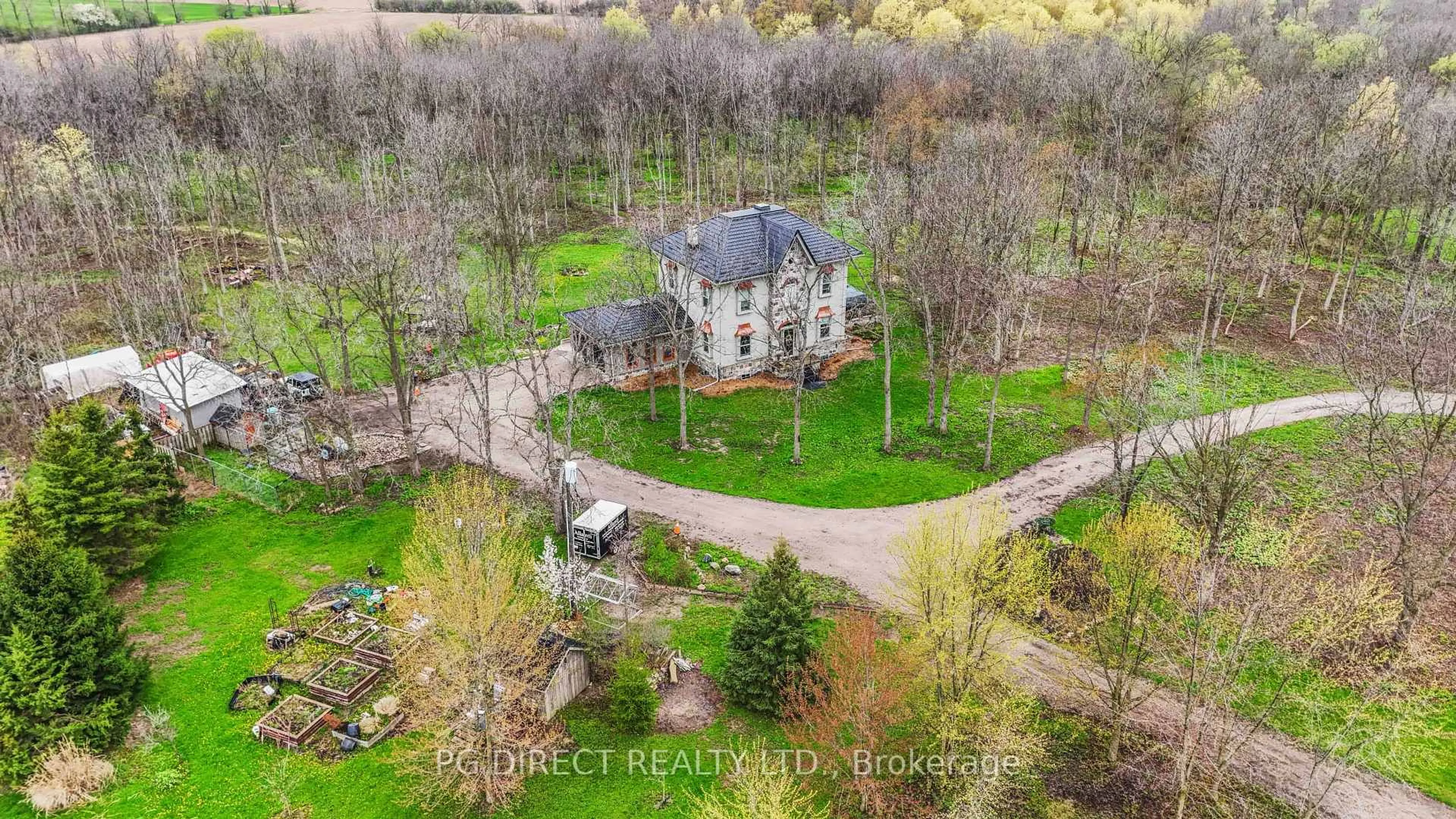 A pic from outside/outdoor area/front of a property/back of a property/a pic from drone, unknown for 12096 Gale Rd, North Middlesex Ontario N0M 1A0