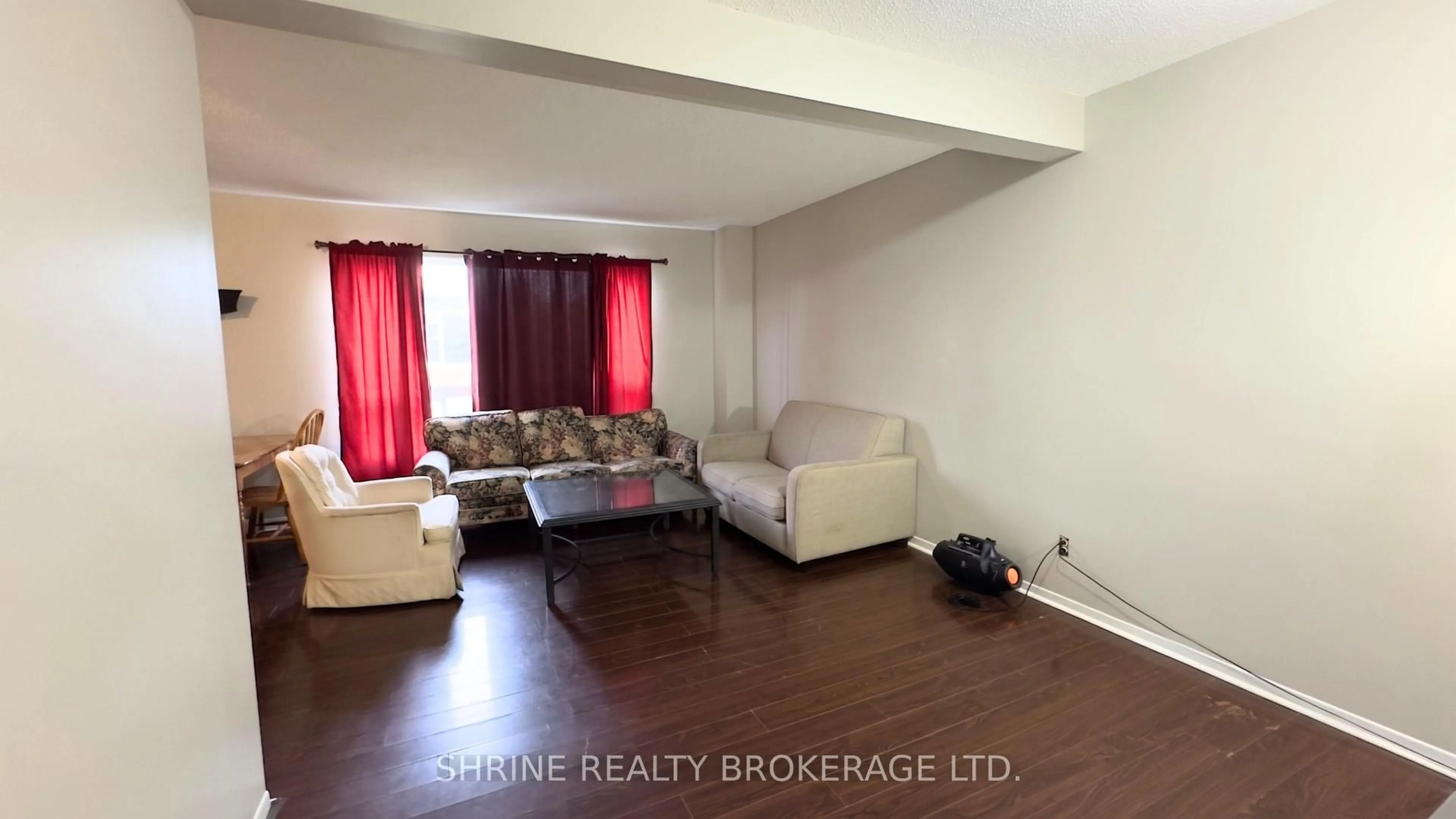 A pic of a room for 550 SECOND St #52, London East Ontario N5V 3S3
