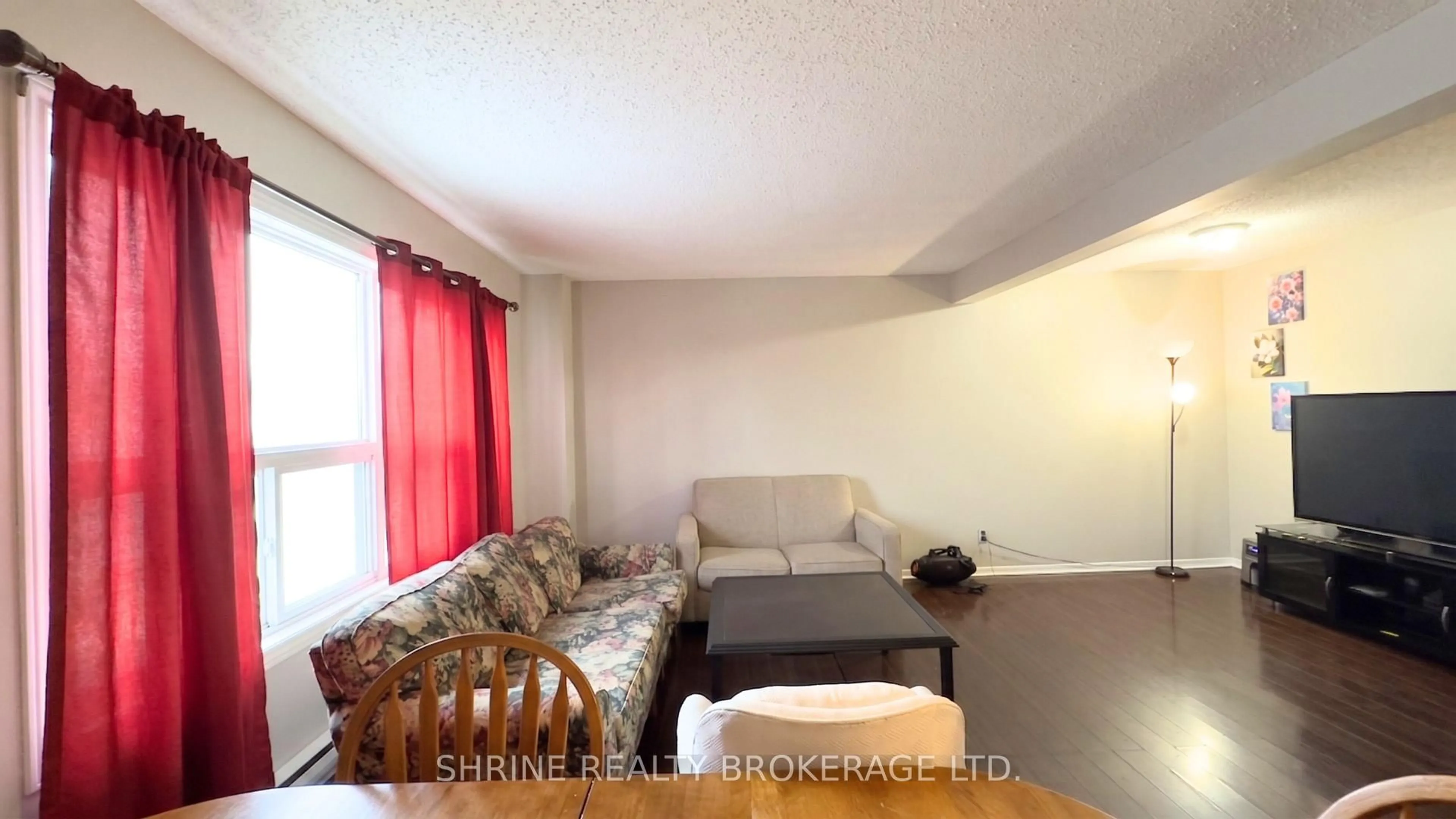 A pic of a room for 550 SECOND St #52, London East Ontario N5V 3S3