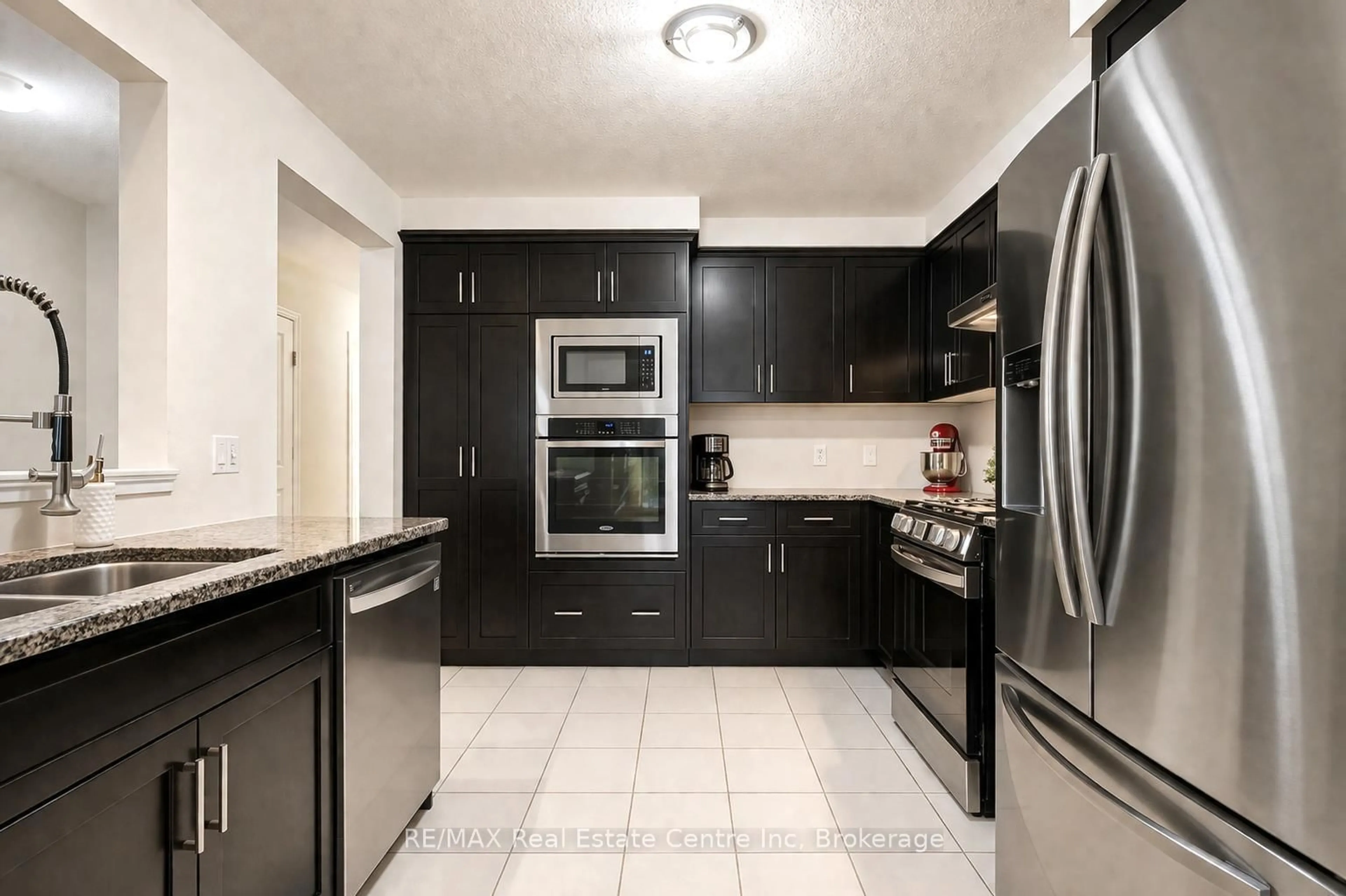 Unknown for 46 JEFFREY Dr, Guelph Ontario N1E 0M4