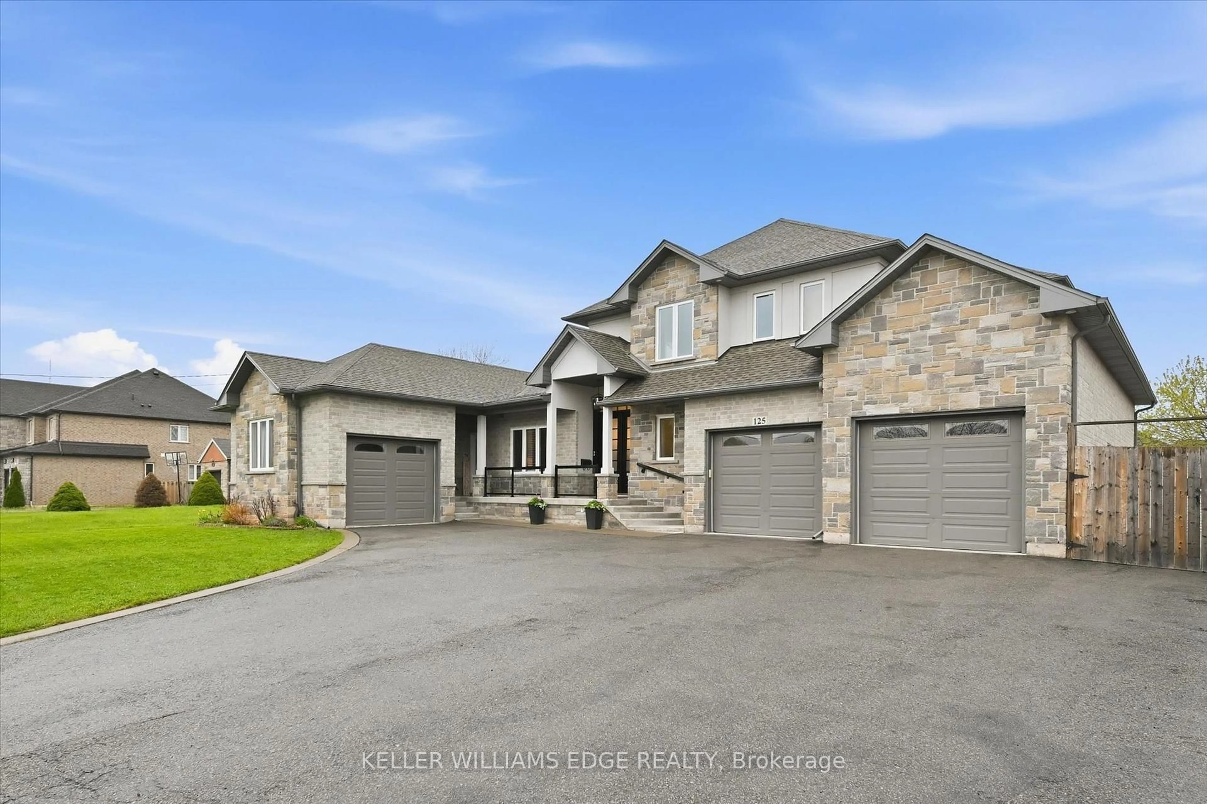 Home with brick exterior material, street for 125 Margaret Ave, Hamilton Ontario L8G 3G7