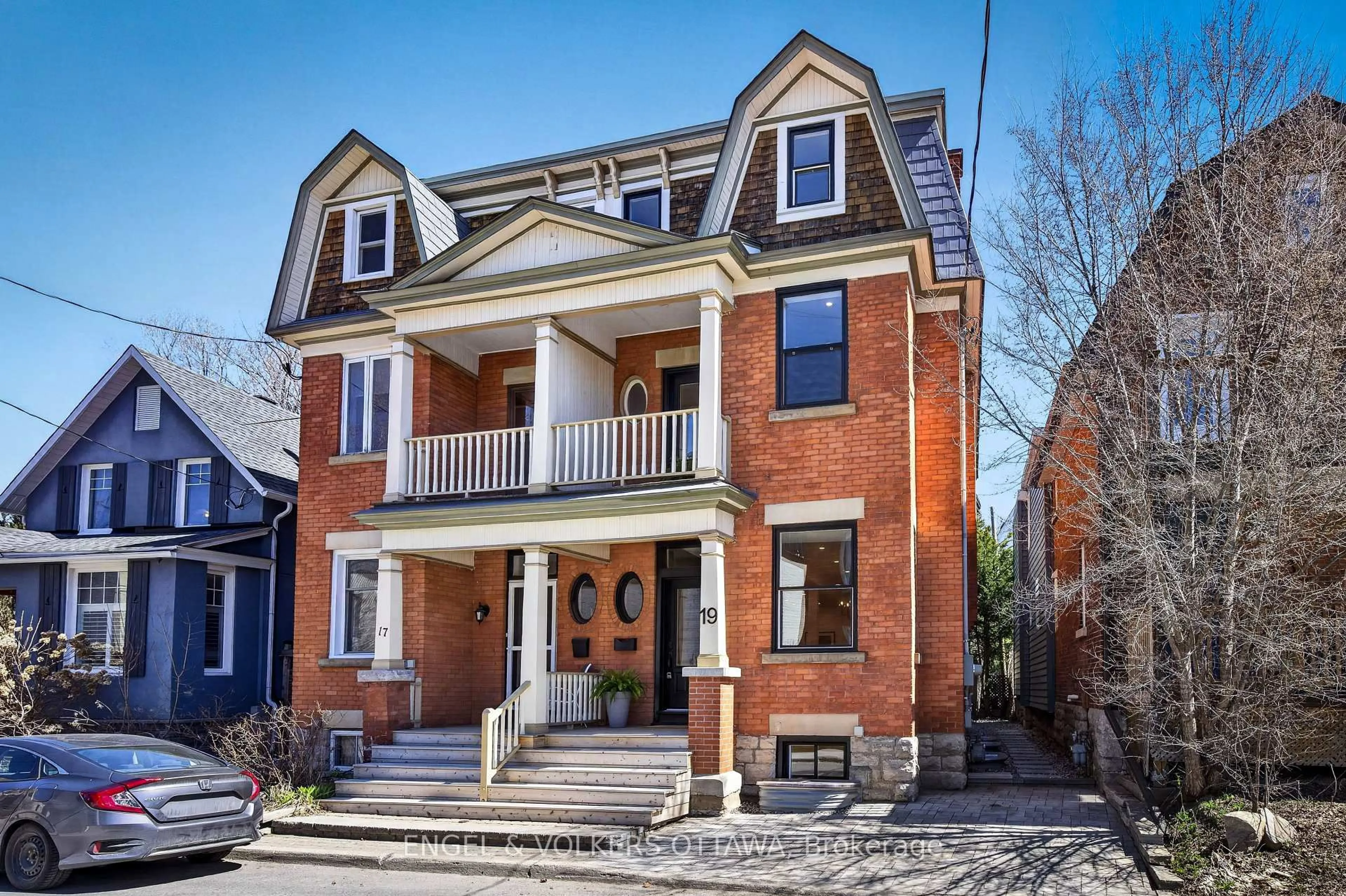 Home with brick exterior material, street for 19 Rupert St, Ottawa Ontario K1S 3S2
