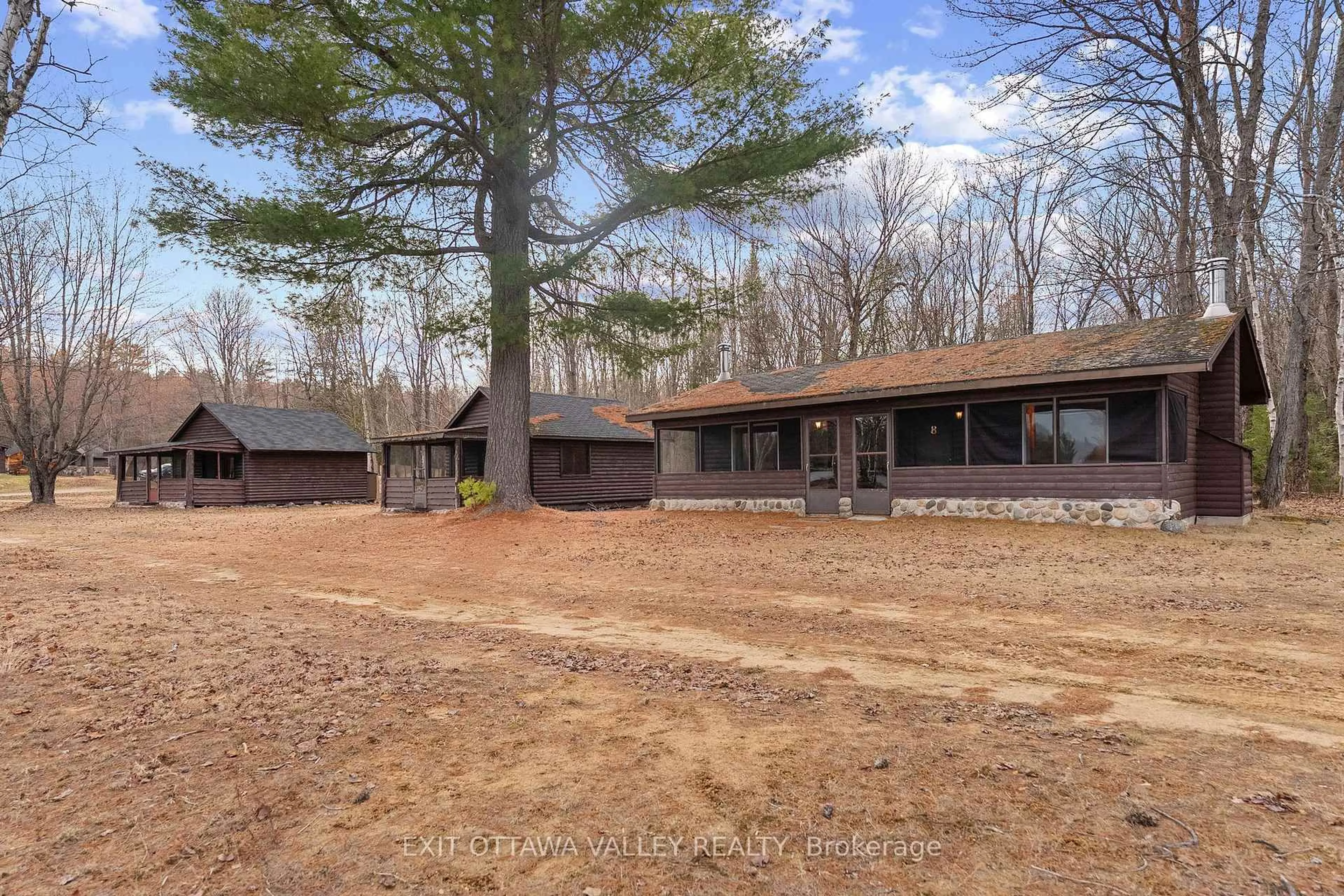 A pic from outside/outdoor area/front of a property/back of a property/a pic from drone, unknown for 104 K/O Lodge Tr, Deep River Ontario K0J 1P0