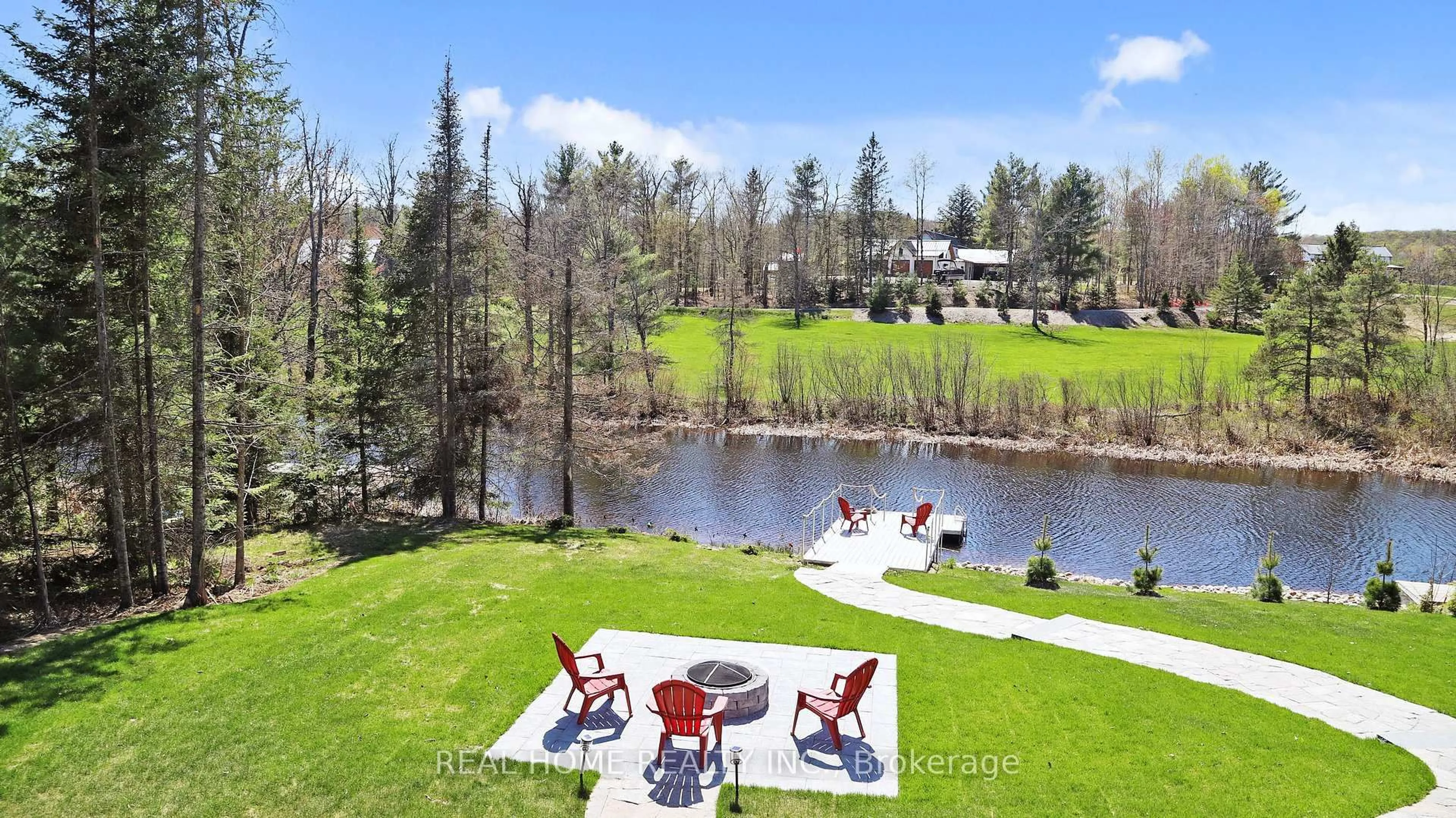 Patio, water/lake/river/ocean view for 8 Knowles Cres, Seguin Ontario P0C 1J0