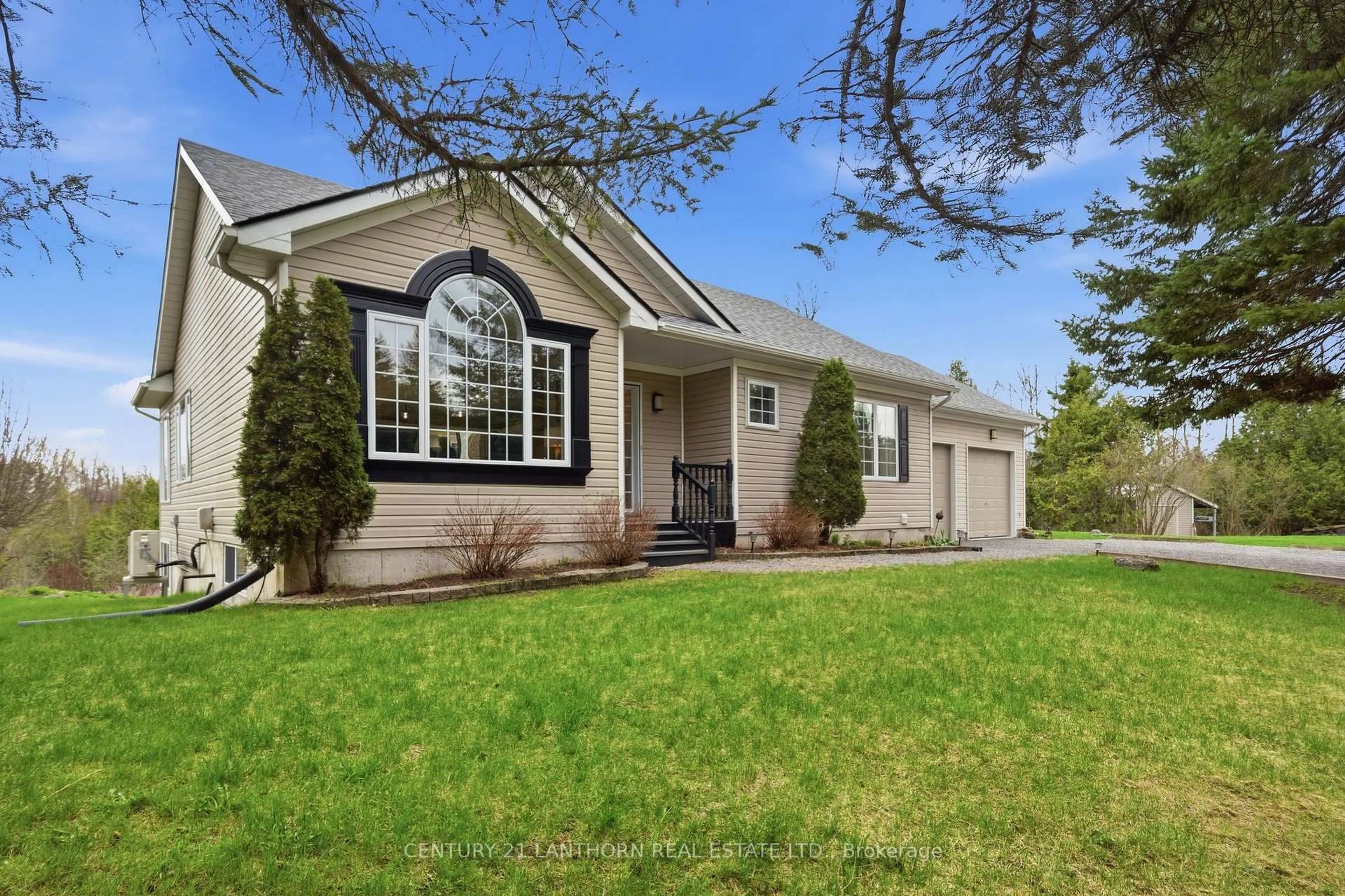 Home with vinyl exterior material, street for 444 Ray Rd, Madoc Ontario K0K 2K0