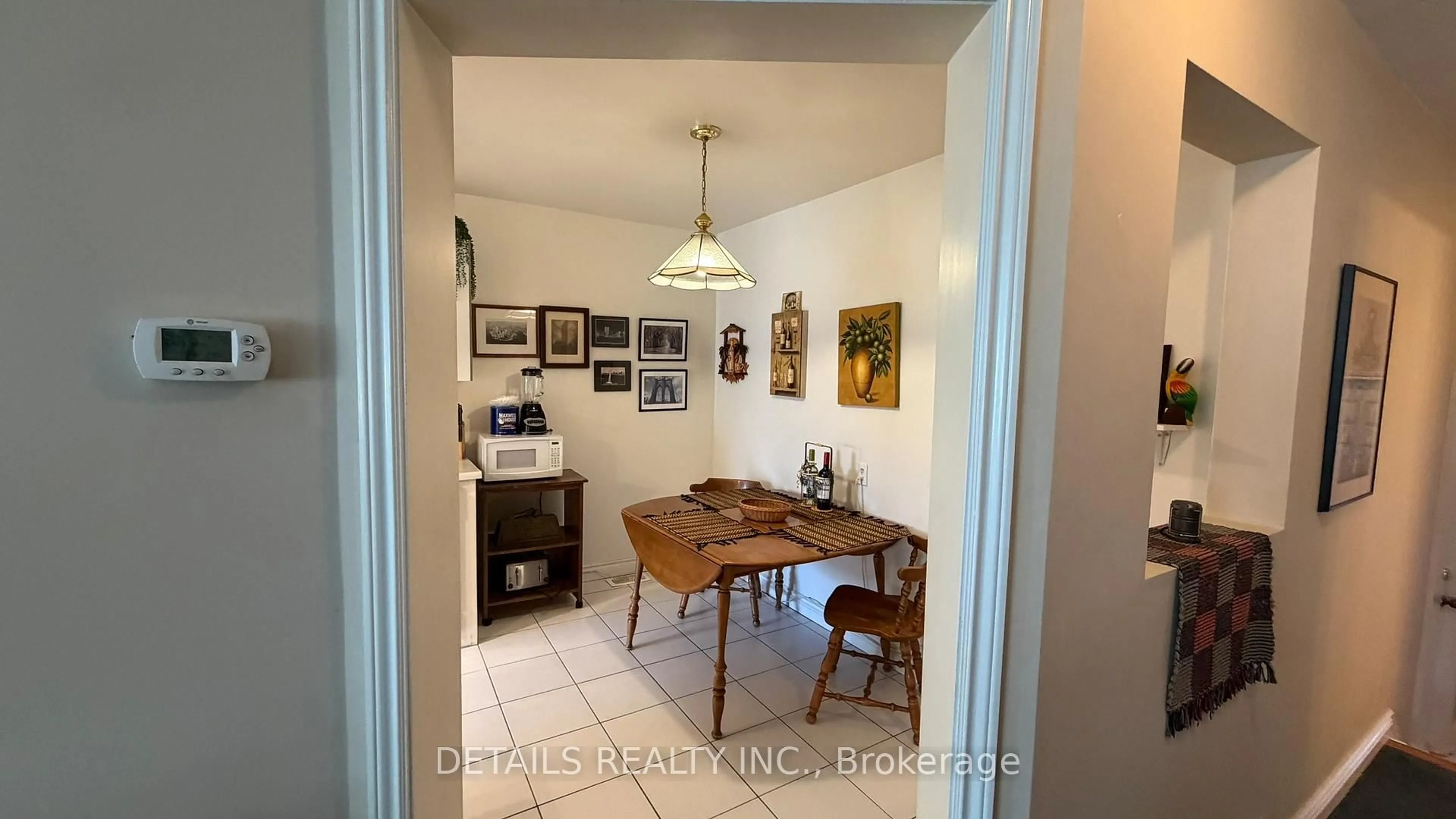 Dining room, unknown for 14 Alfa St, Nepean Ontario K2J 3R5