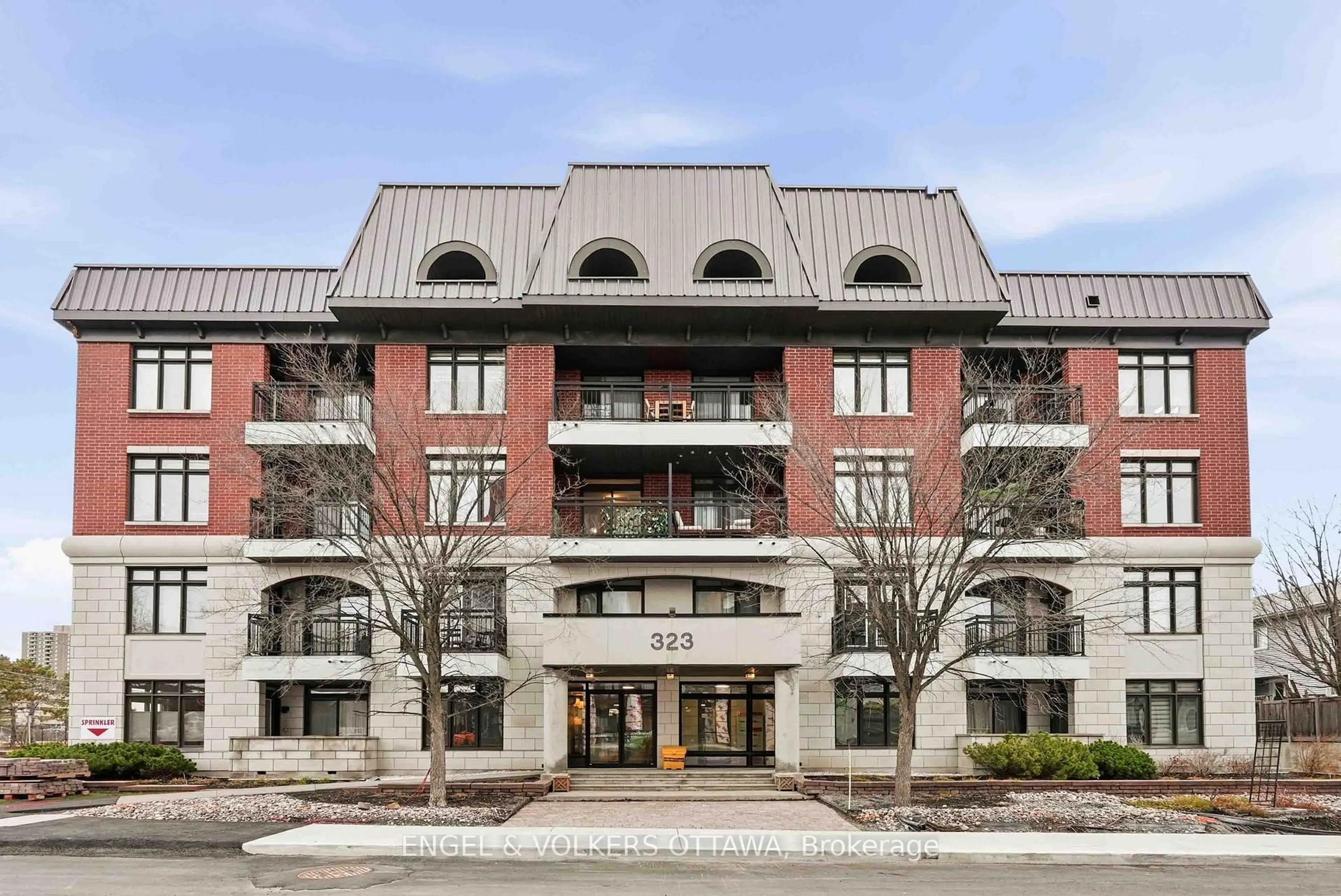 Unknown for 323 Winona Ave #204, Ottawa Ontario K1Z 5H3