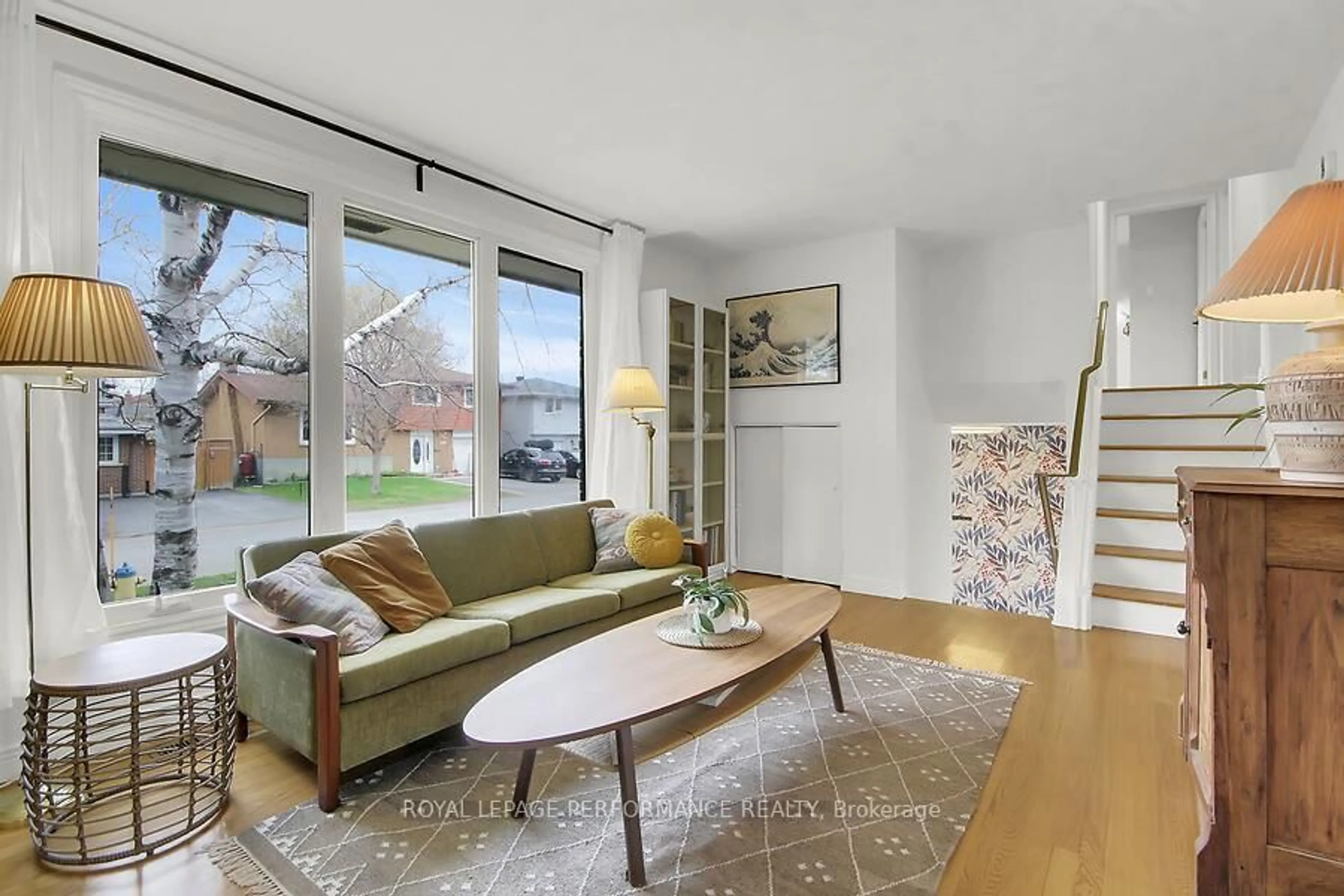 Living room with furniture, unknown for 1316 Paardeburgh Ave, Ottawa Ontario K1V 6V7