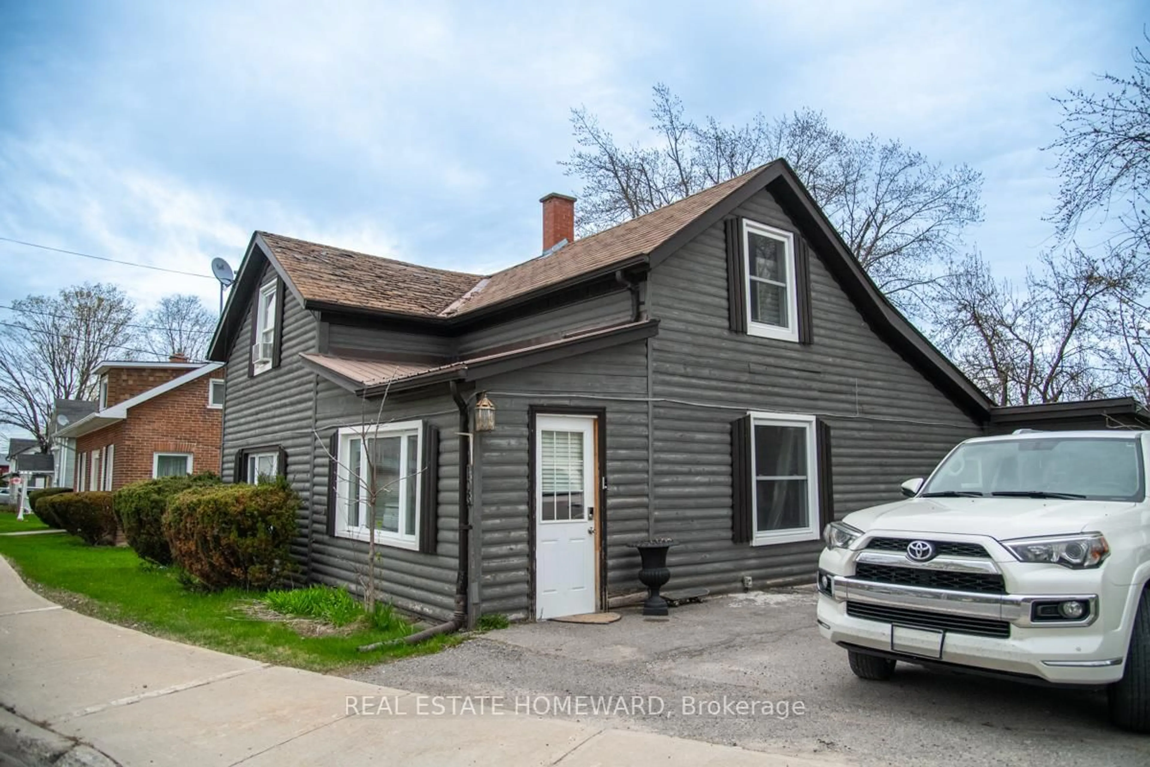 Home with vinyl exterior material, street for 103 Queen St, Trent Hills Ontario K0L 1L0