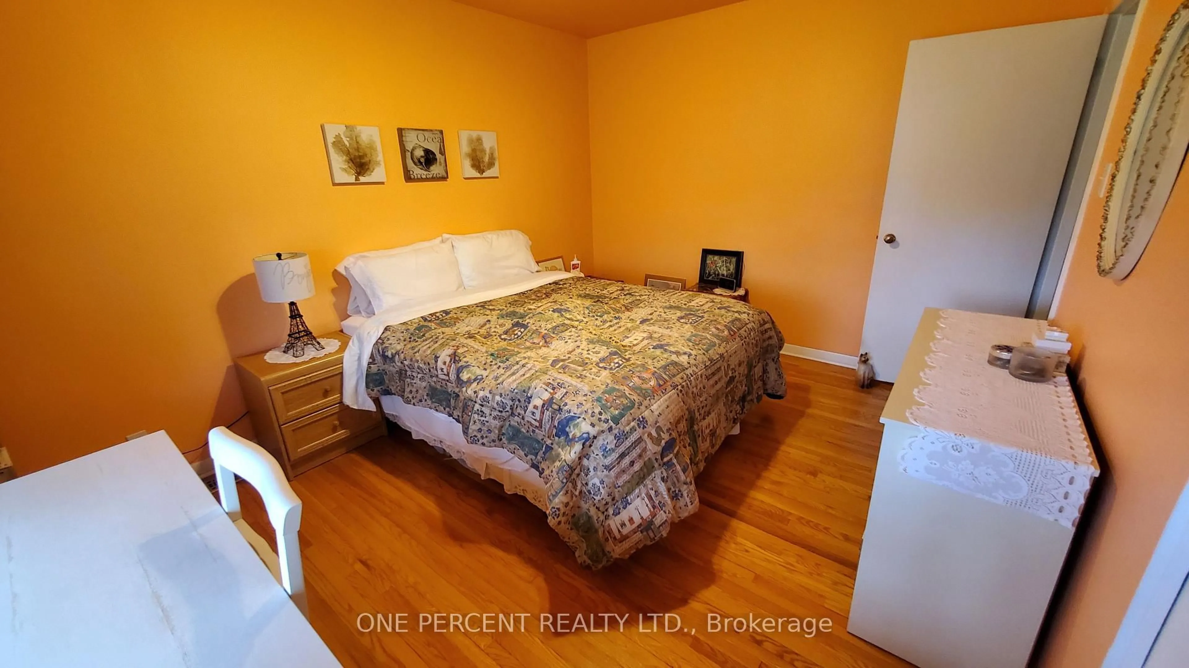 Bedroom with bed, wood/laminate floor for 164 Redford Cres, Stratford Ontario N5A 1P2
