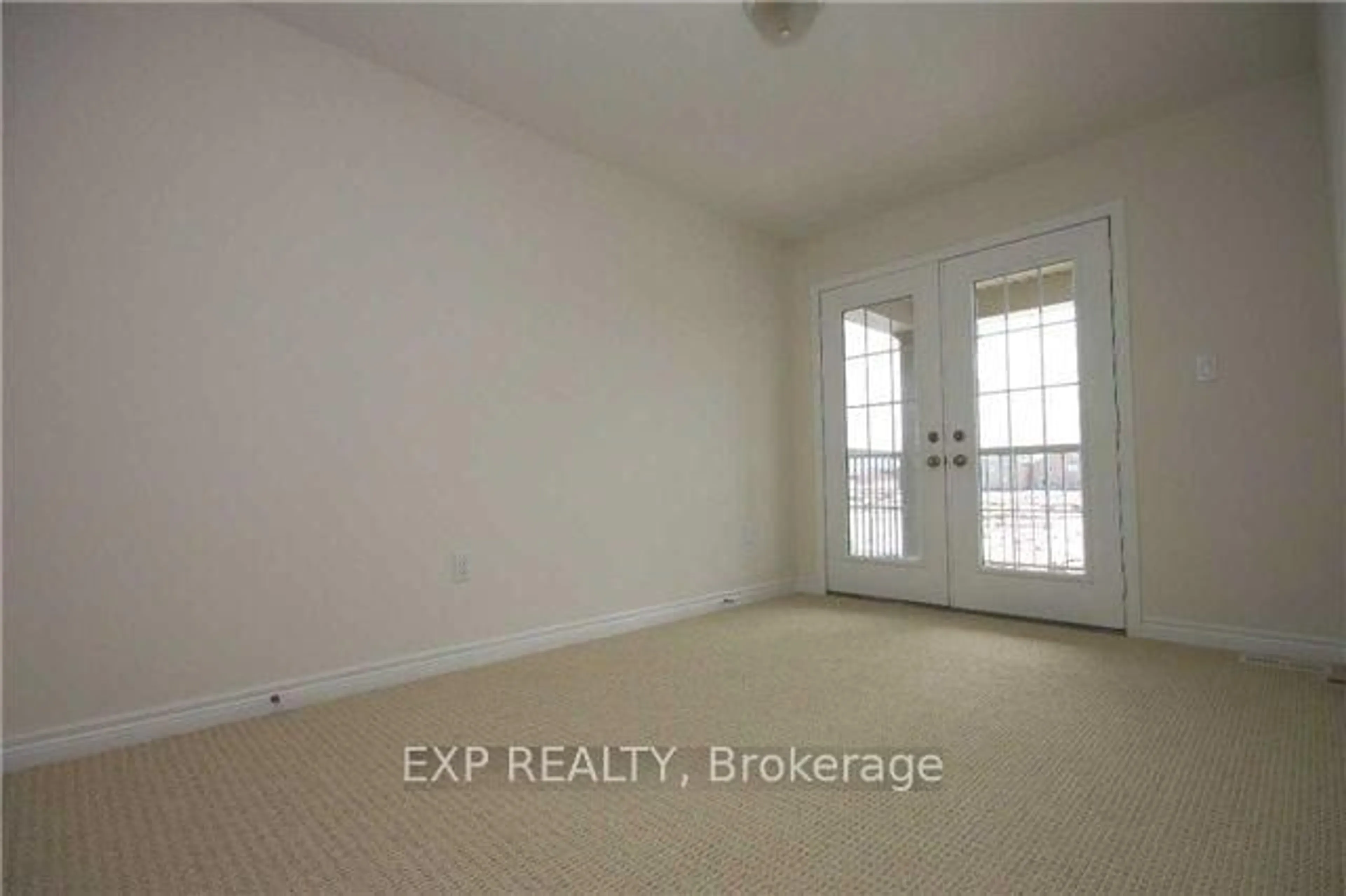 A pic of a room for 238 Lormont Blvd, Hamilton Ontario L8J 0K2