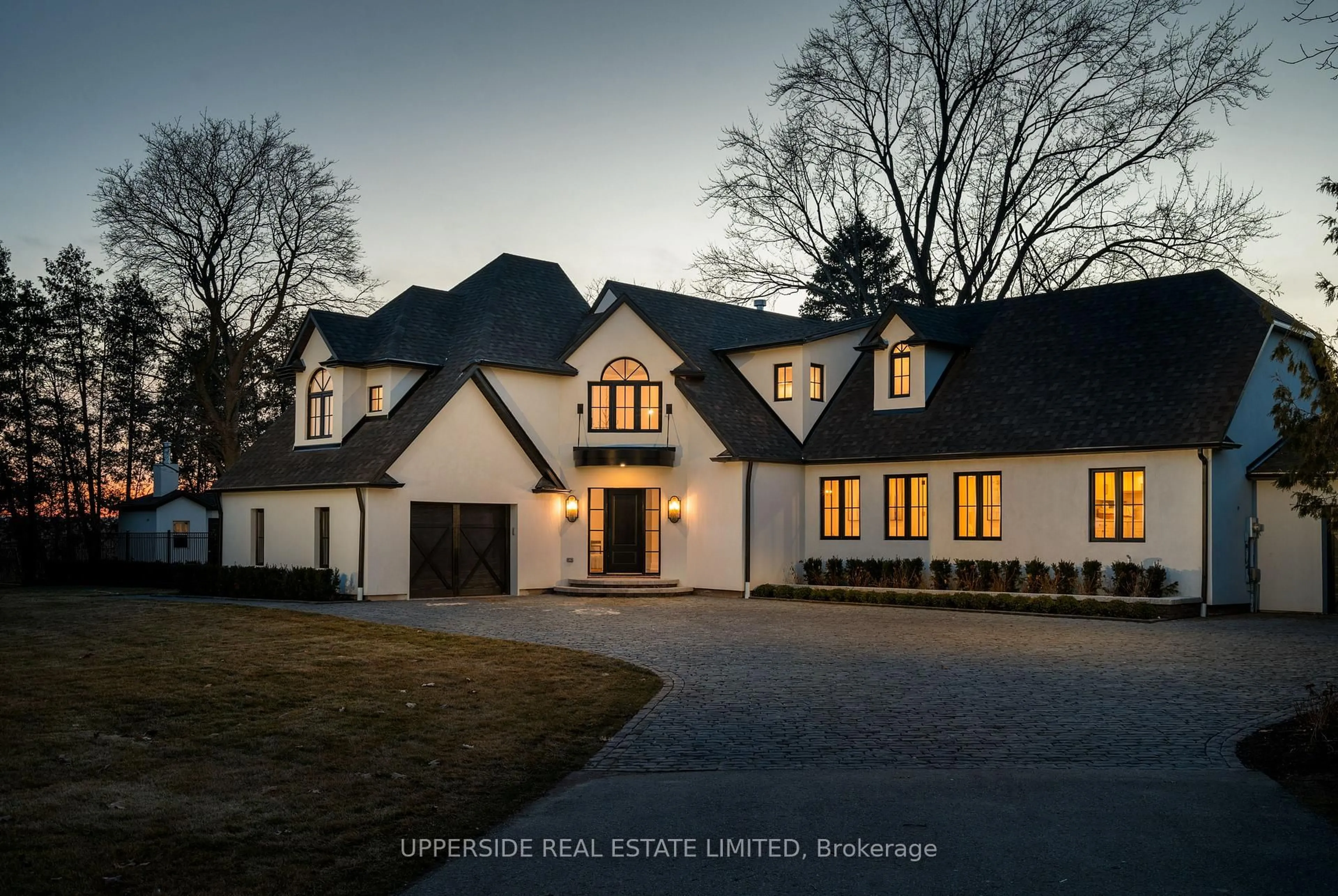 Home with brick exterior material, street for 15886 Niagara Pkwy, Niagara-on-the-Lake Ontario L0S 1J0